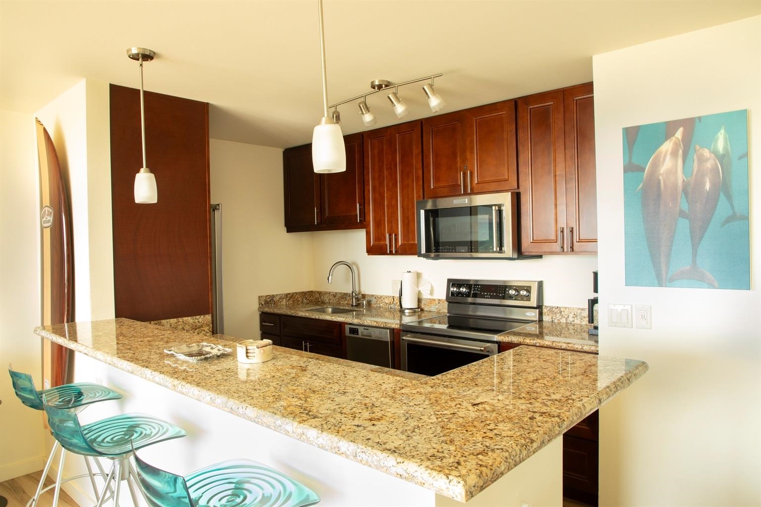 Island Surf condo # 607, Kihei, Hawaii - photo 15 of 30