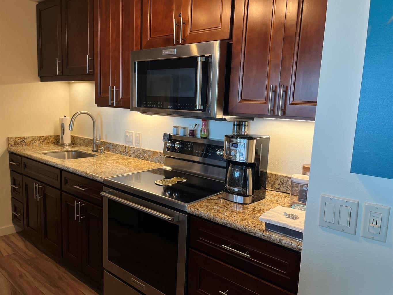 Island Surf condo # 607, Kihei, Hawaii - photo 16 of 30