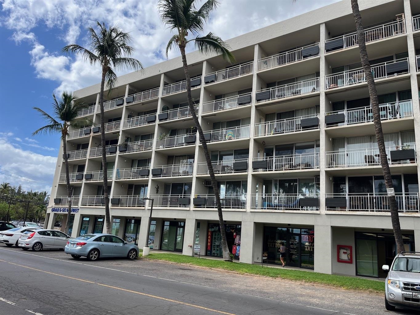 Island Surf condo # 607, Kihei, Hawaii - photo 28 of 30