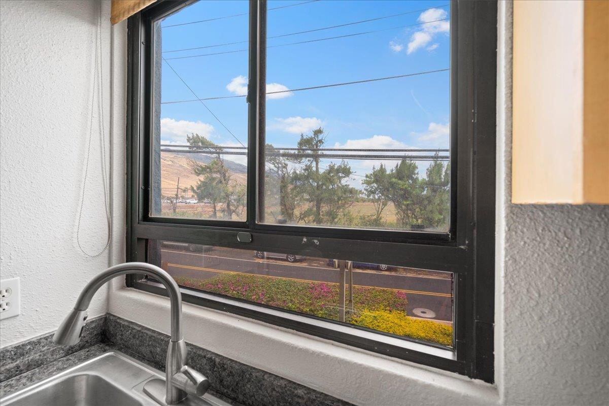 Maalaea Mermaid condo # 201, Wailuku, Hawaii - photo 11 of 31