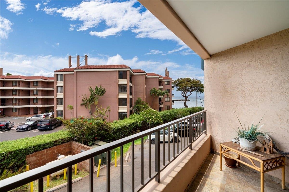 Maalaea Mermaid condo # 201, Wailuku, Hawaii - photo 15 of 31