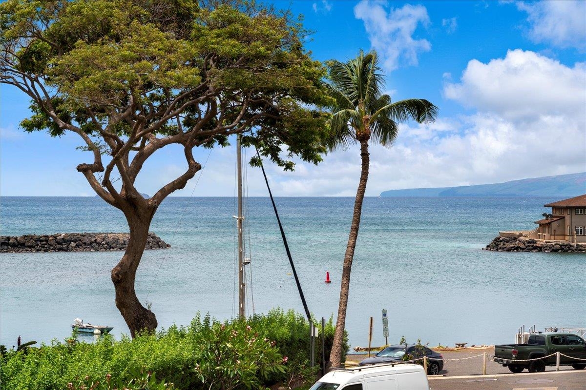 Maalaea Mermaid condo # 201, Wailuku, Hawaii - photo 18 of 31