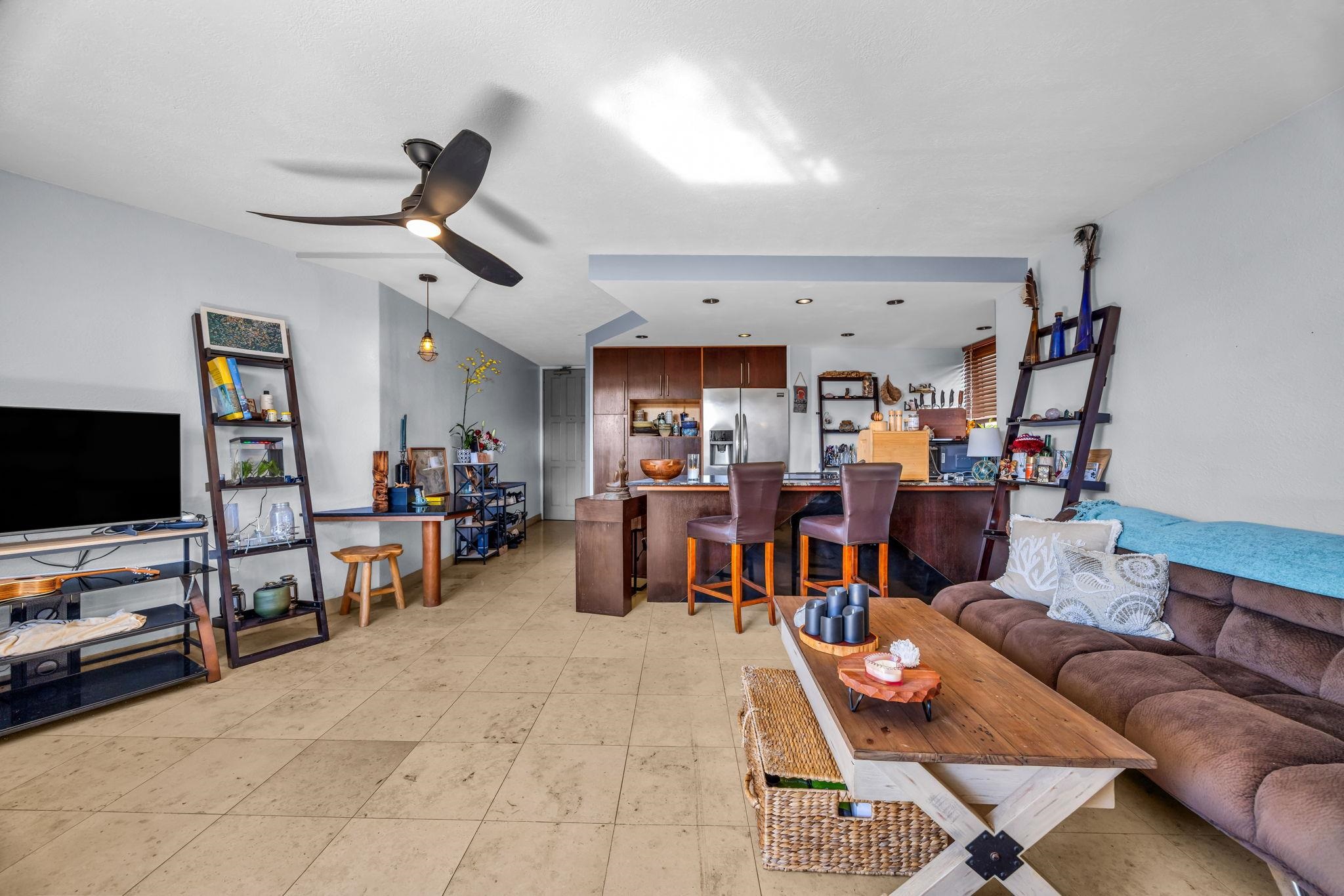 Maalaea Mermaid condo # 301, Wailuku, Hawaii - photo 6 of 40