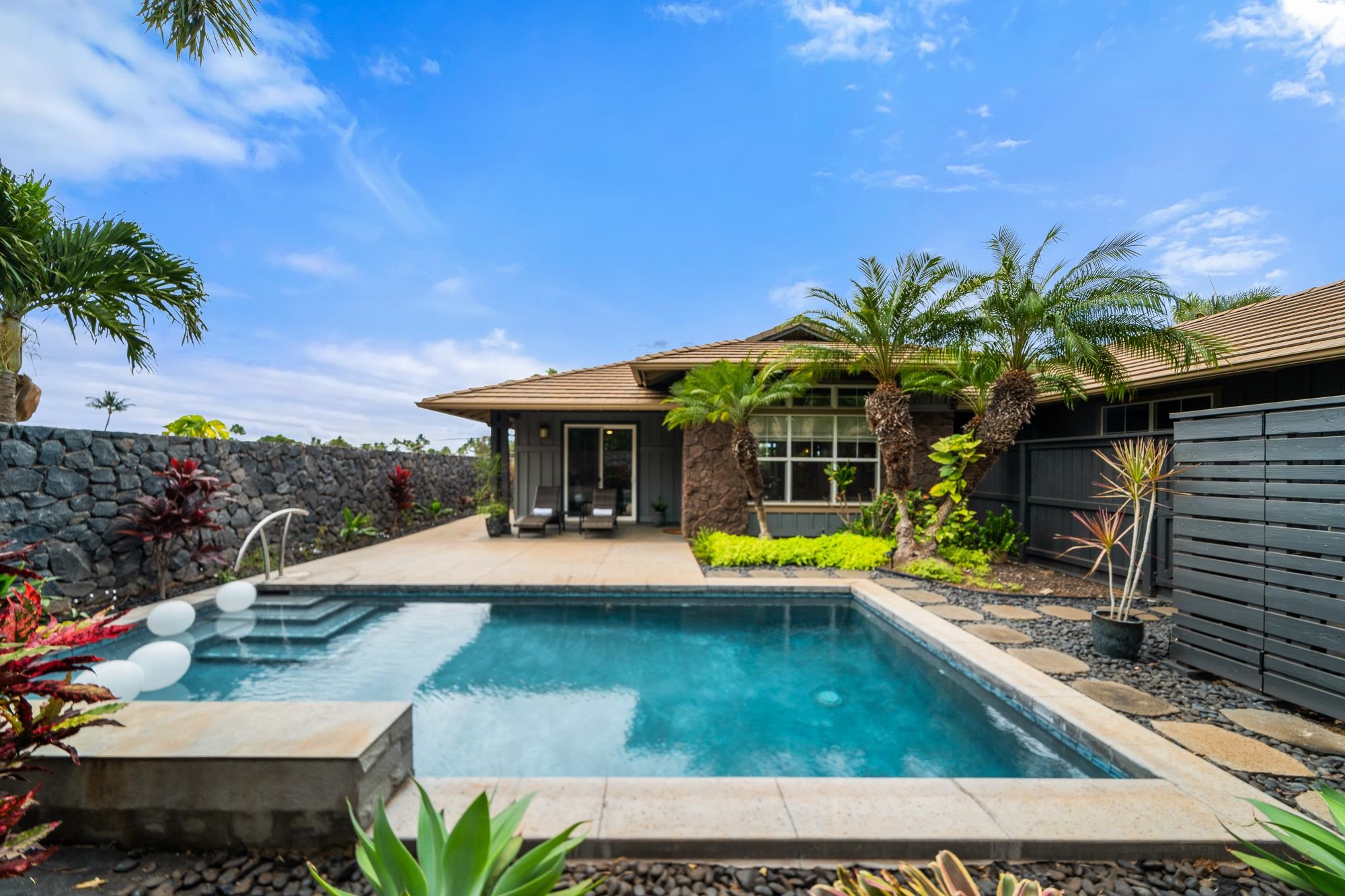 20  Hoohale St Kilohana Ridge, Kihei home - photo 8 of 32