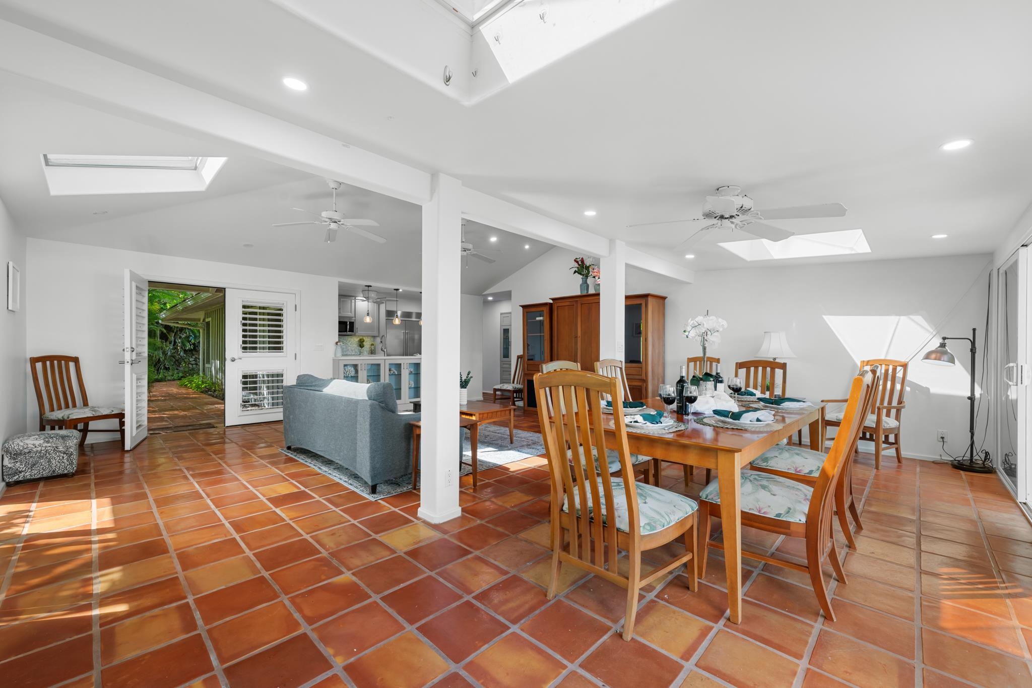 Alaeloa condo # 35, Lahaina, Hawaii - photo 4 of 50