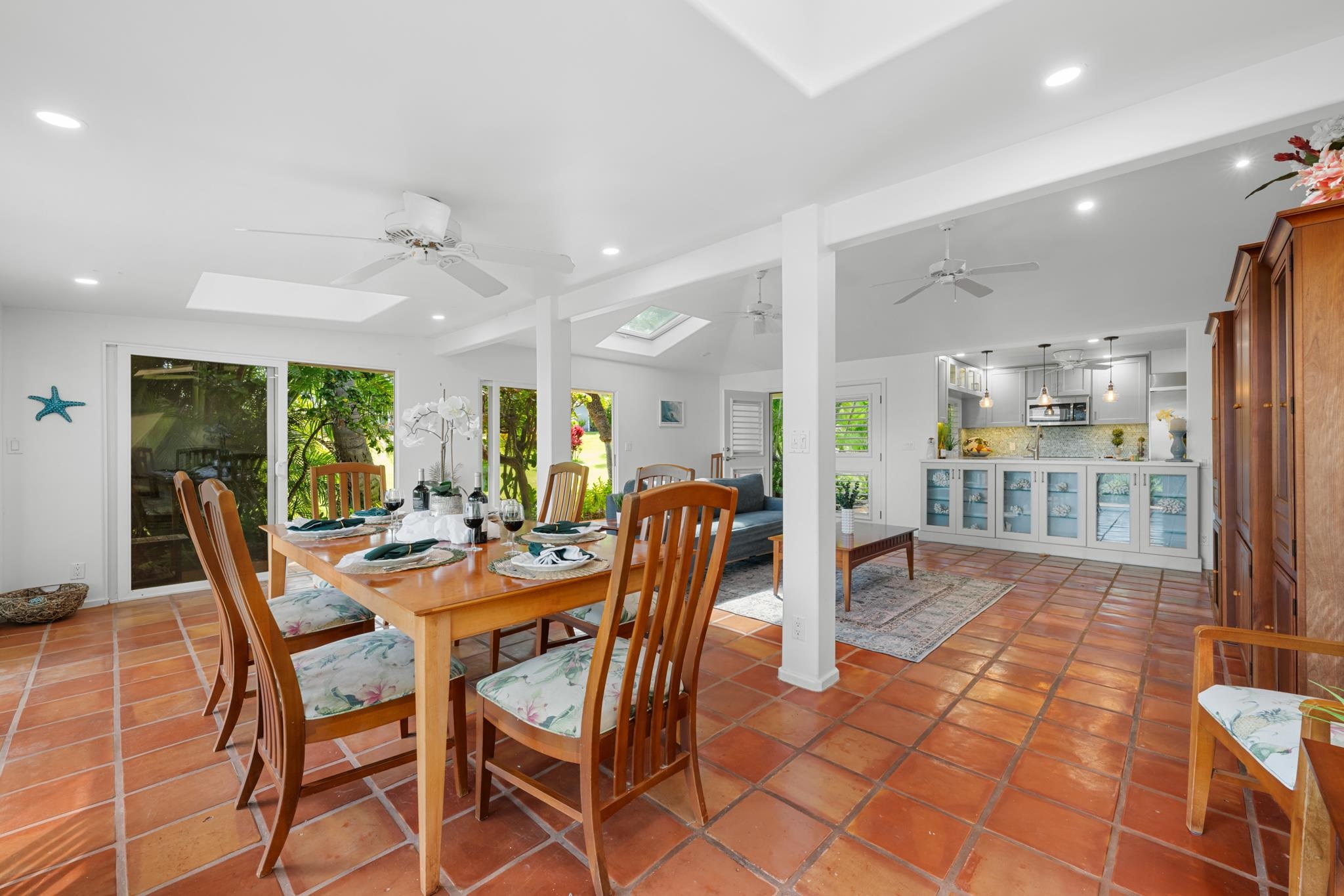 Alaeloa condo # 35, Lahaina, Hawaii - photo 5 of 50