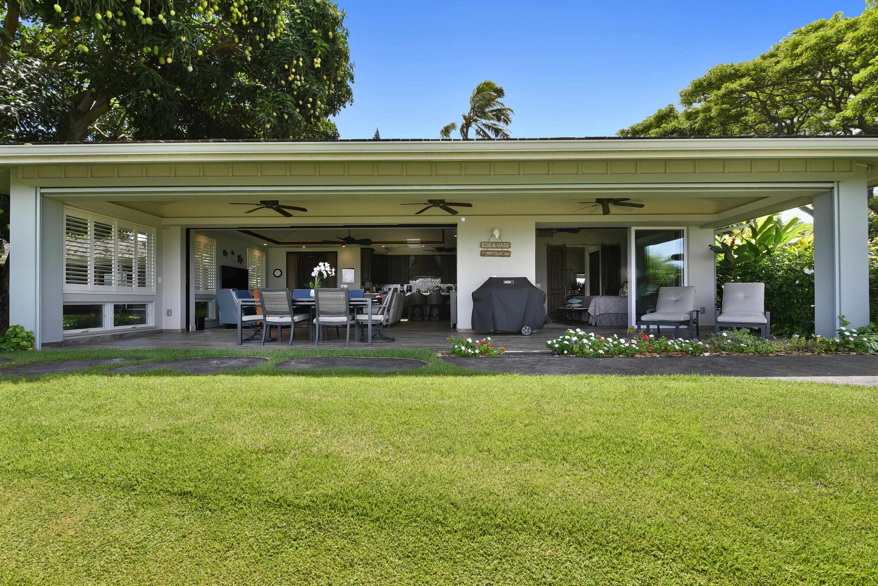 Alaeloa condo # 2, Lahaina, Hawaii - photo 43 of 50