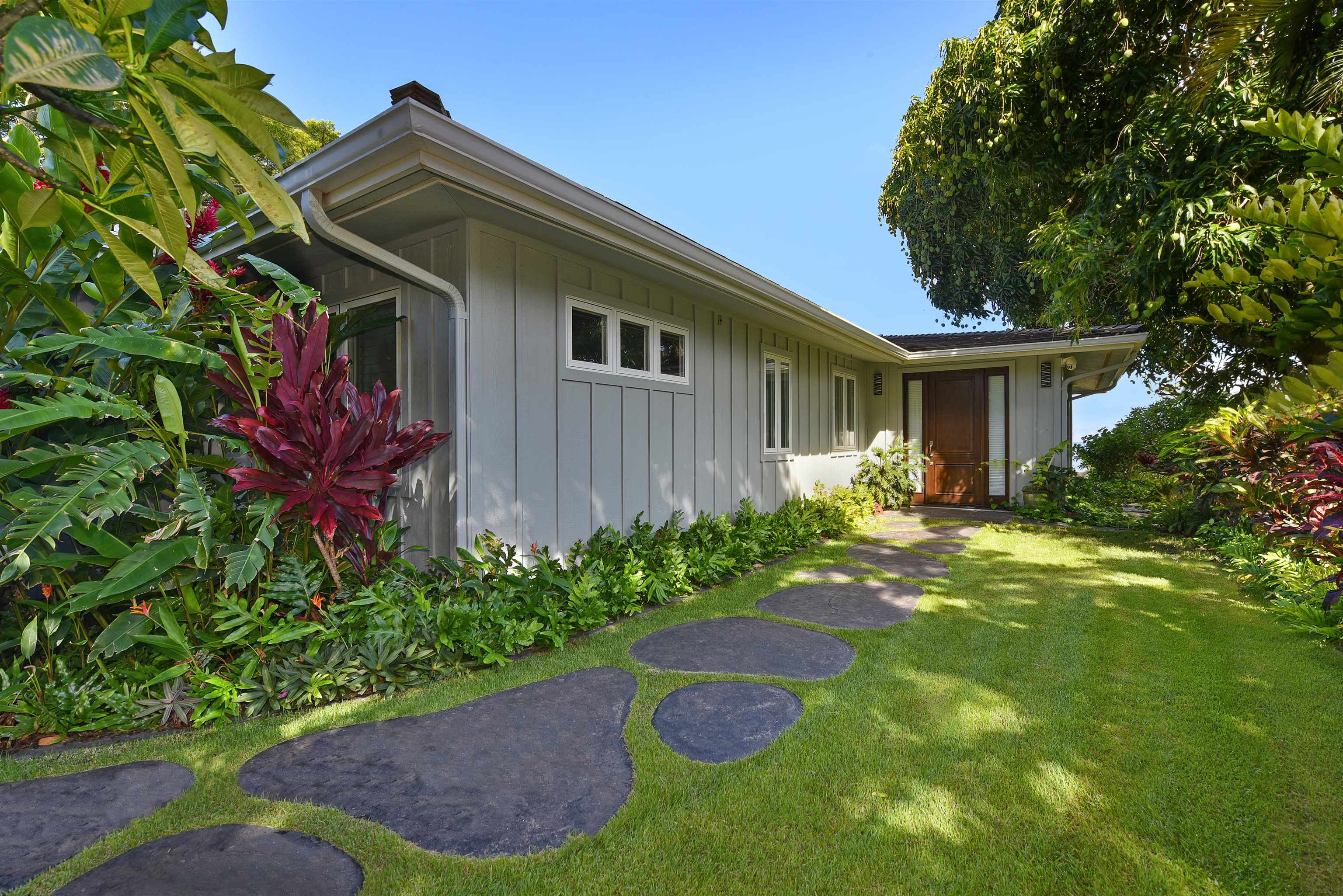 Alaeloa condo # 2, Lahaina, Hawaii - photo 46 of 50
