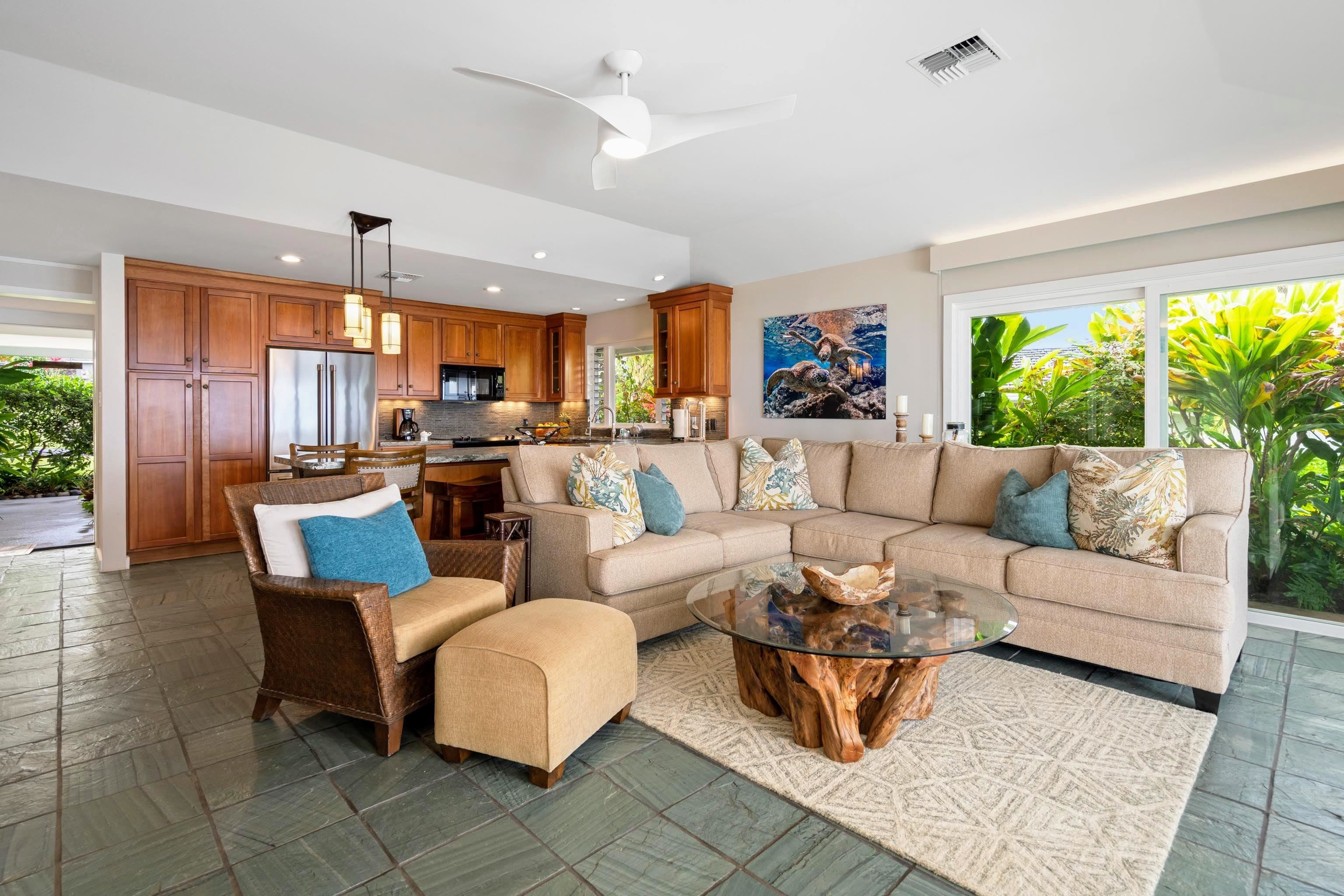 Alaeloa condo # 30, Lahaina, Hawaii - photo 8 of 25