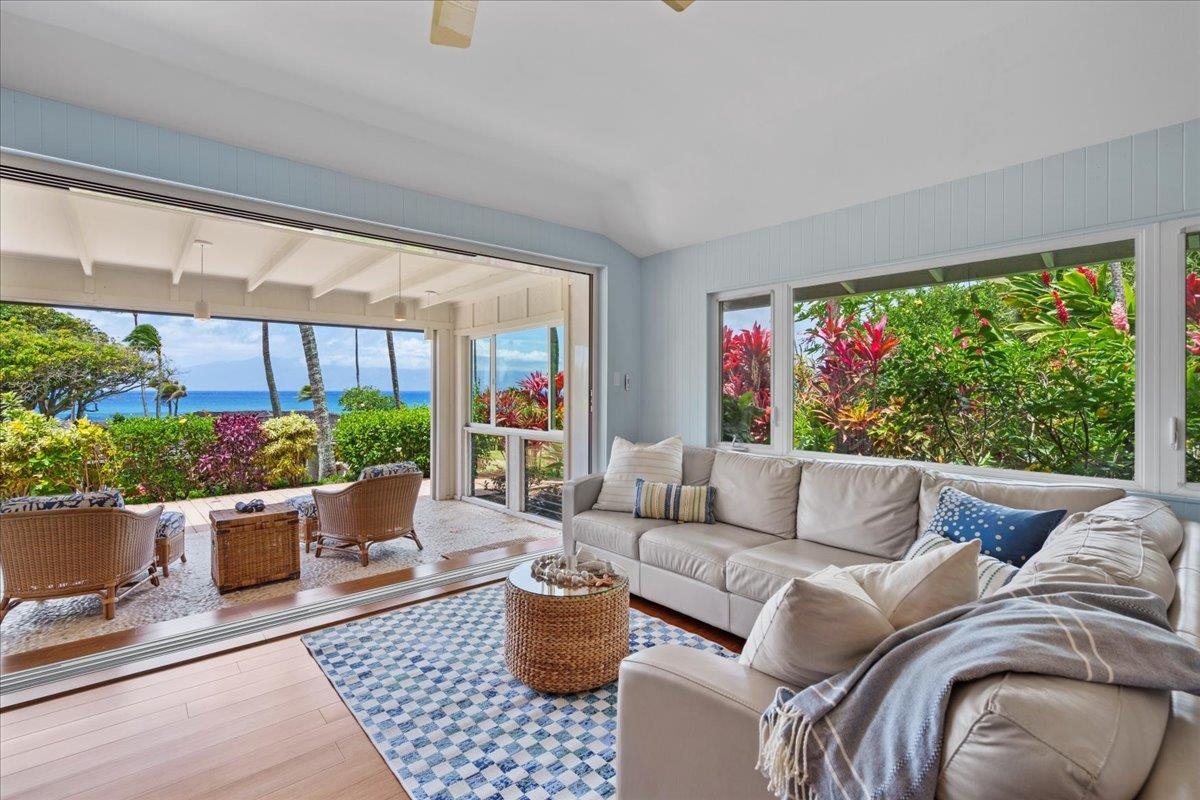 Alaeloa condo # 42, Lahaina, Hawaii - photo 6 of 49