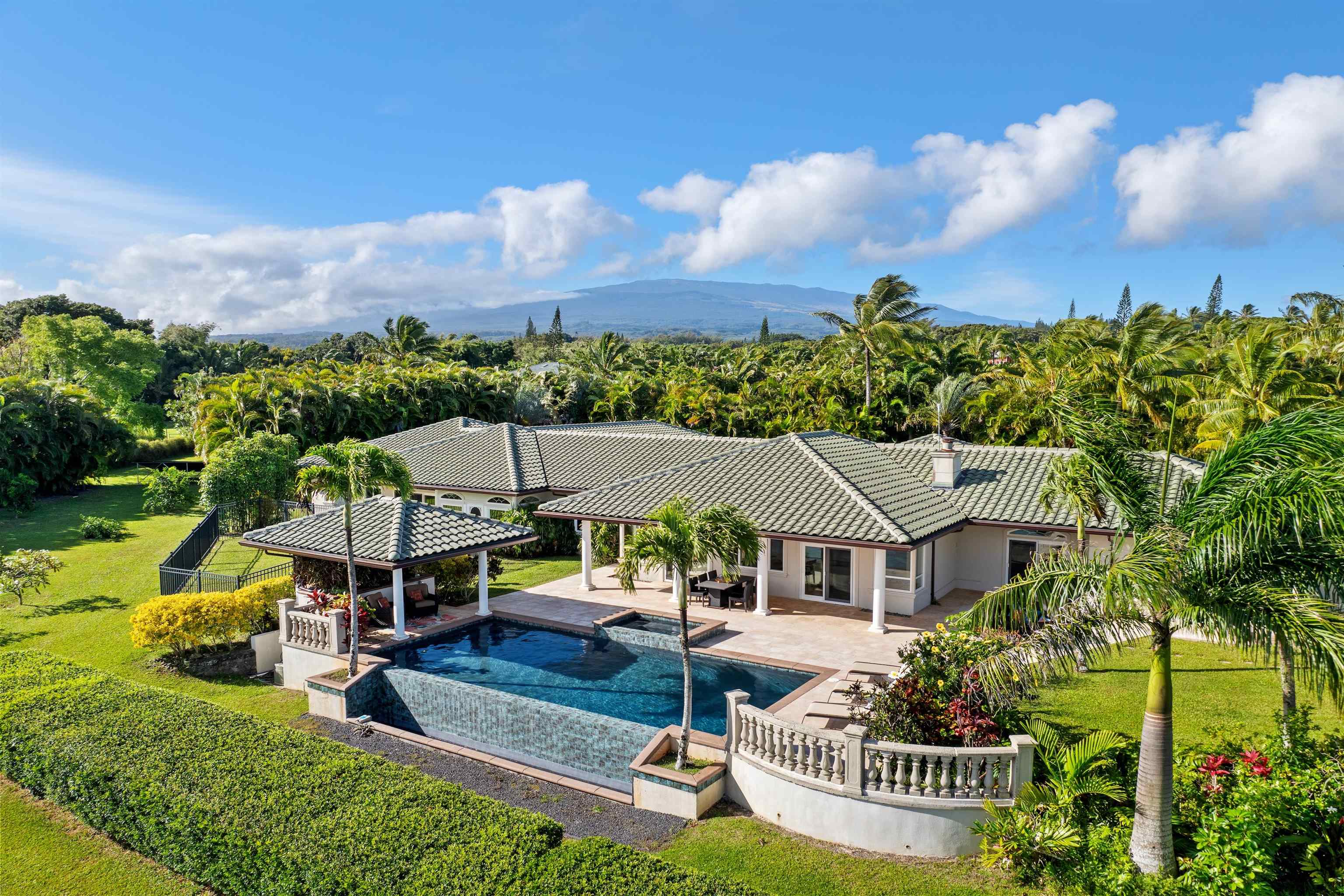 20  Kapuaimilia Pl , Haiku home - photo 12 of 50