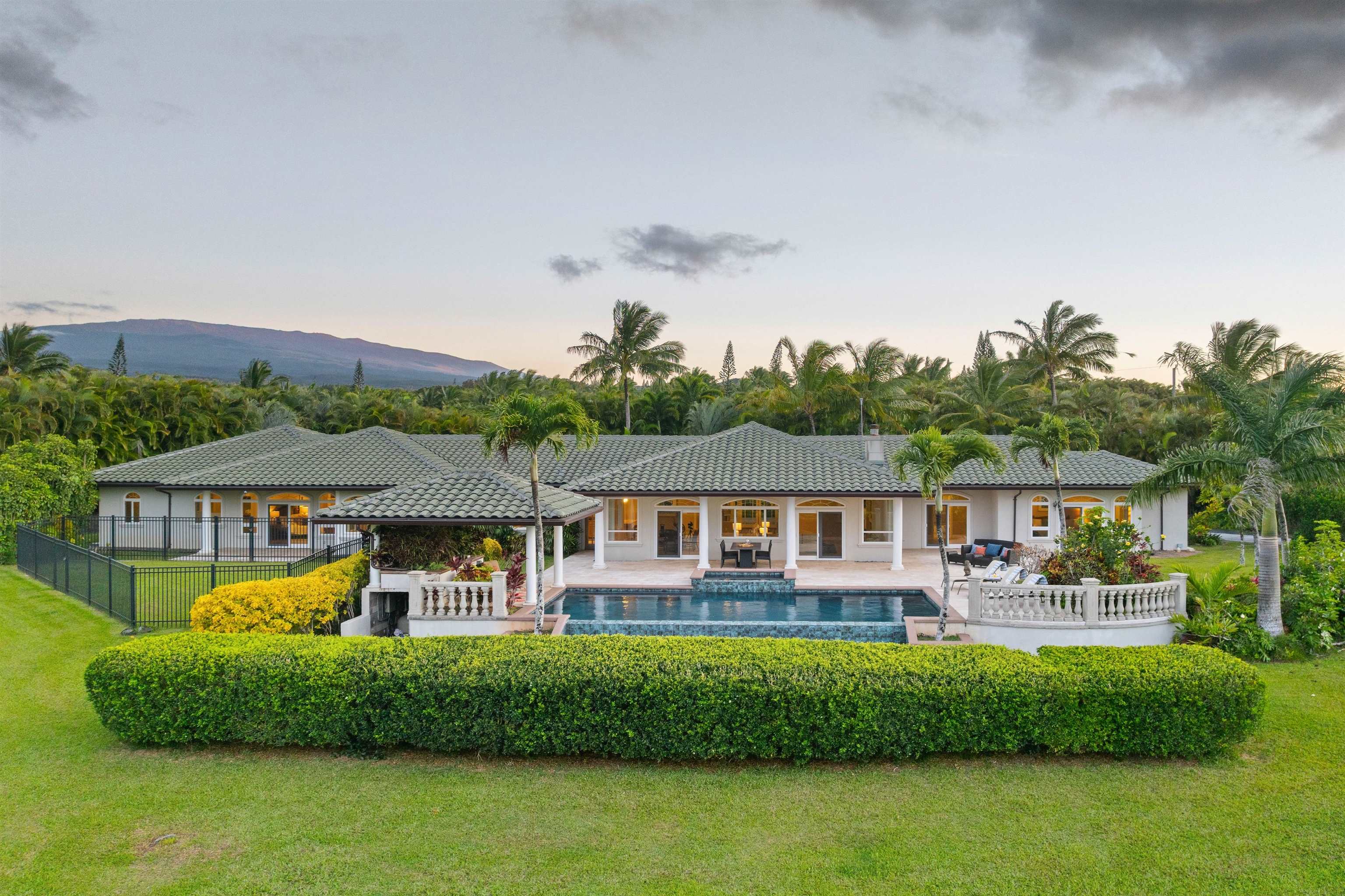 20  Kapuaimilia Pl , Haiku home - photo 45 of 50