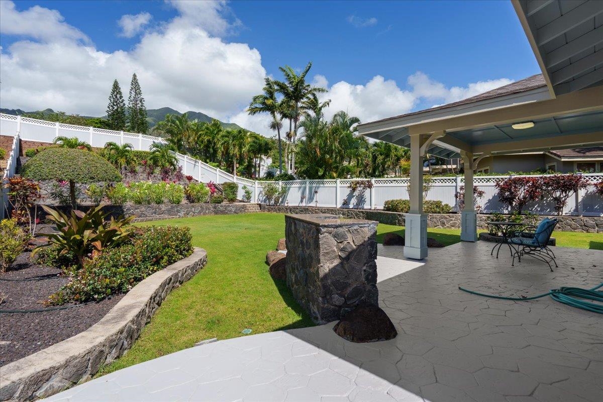 20  Maunaleo St Kehalani, Wailuku home - photo 2 of 42