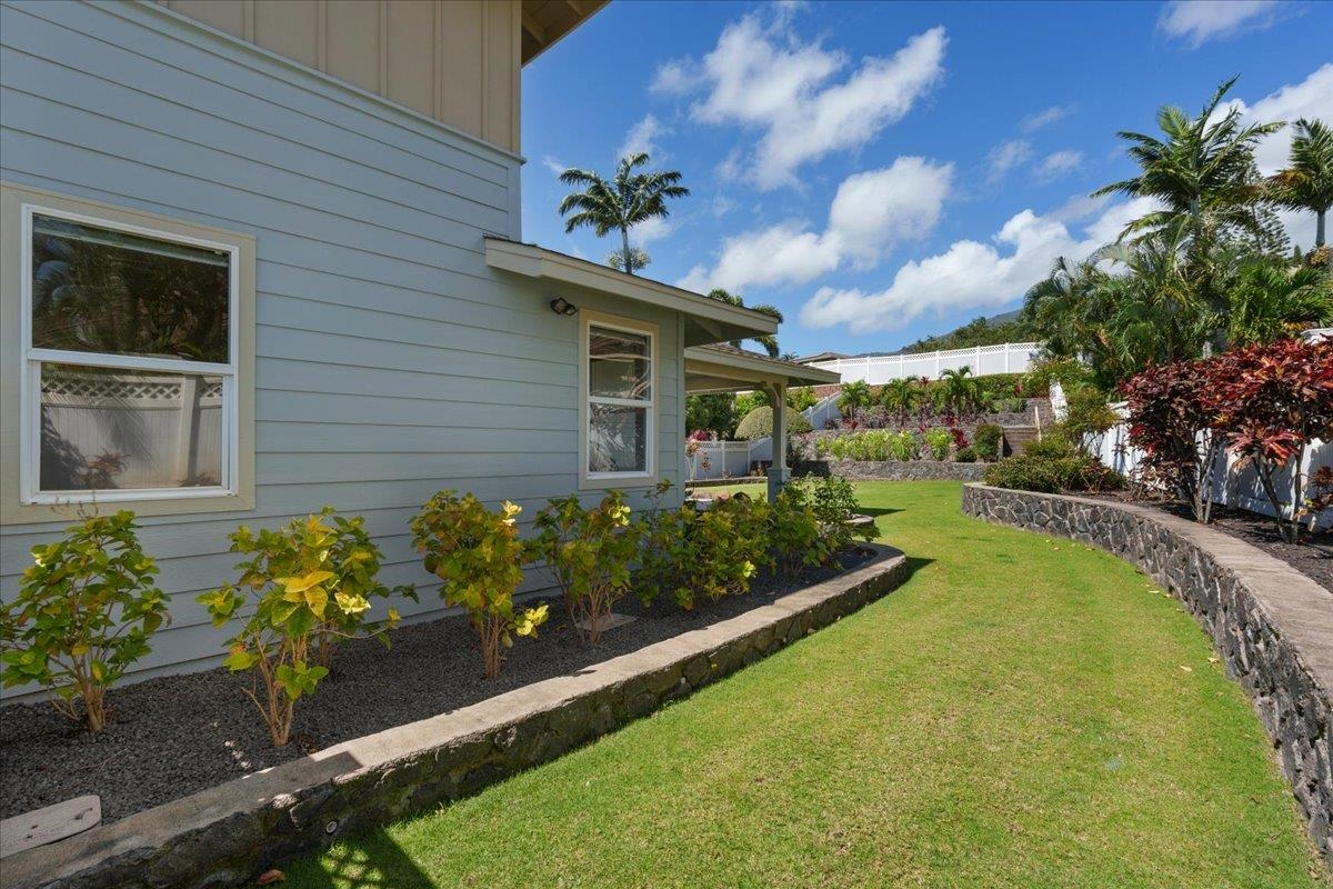 20  Maunaleo St Kehalani, Wailuku home - photo 37 of 42