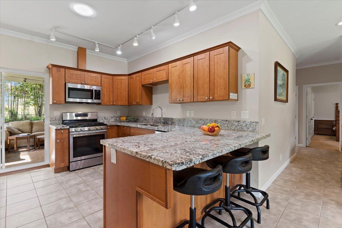 200  Awalau Rd Haiku, Haiku home - photo 2 of 39