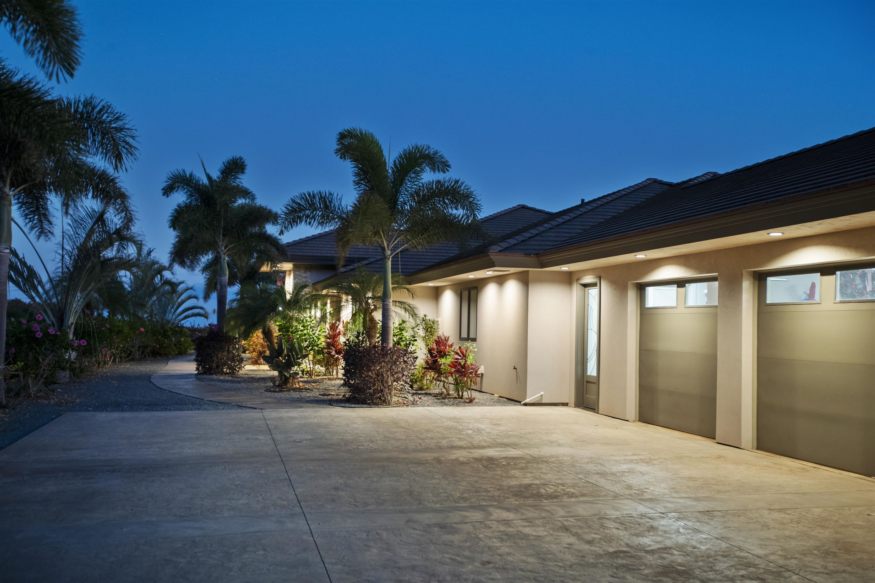 200  Hokiokio Pl Lahaina, Lahaina home - photo 47 of 50