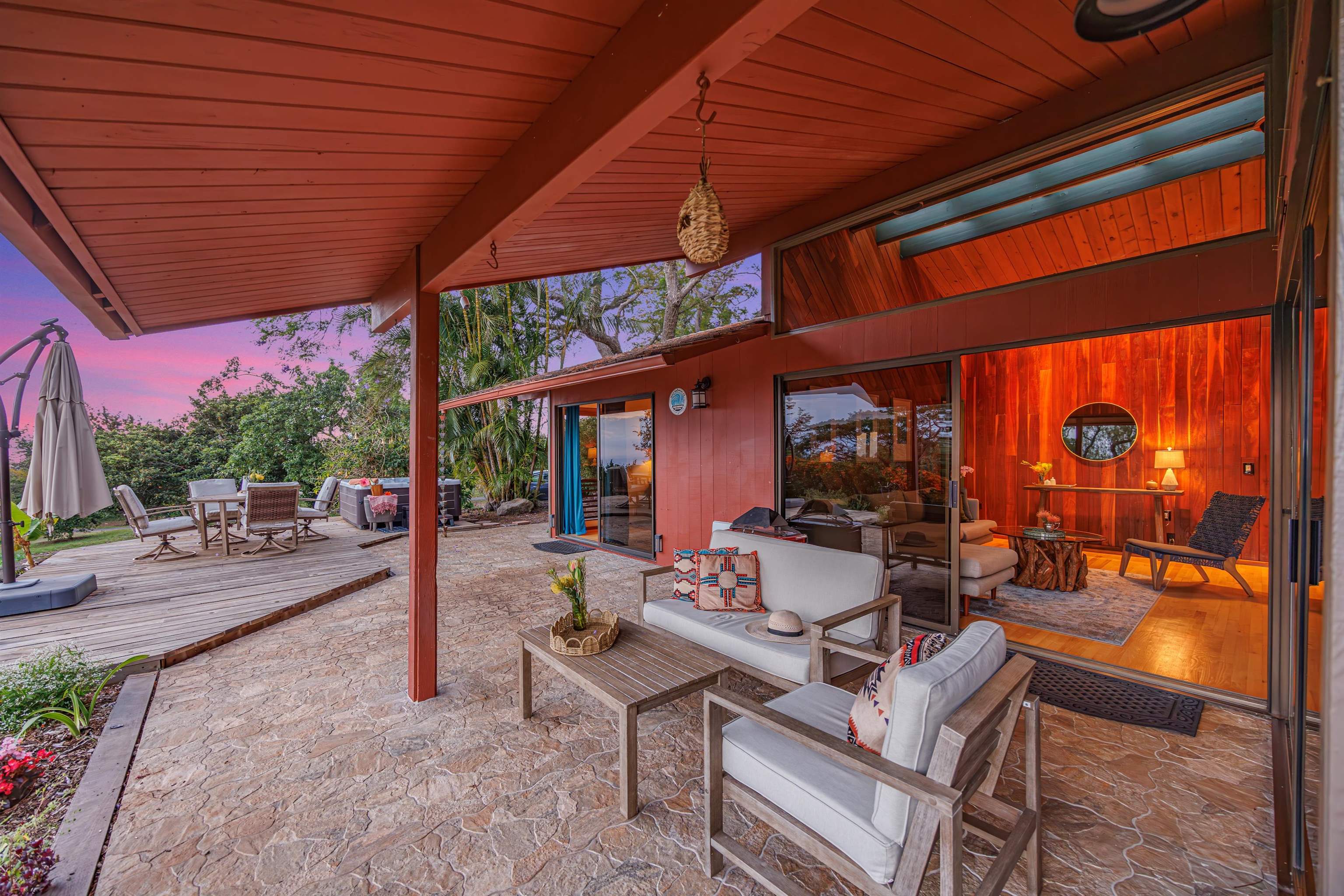 200  Hoopalua Dr Kula 200, Pukalani home - photo 2 of 50