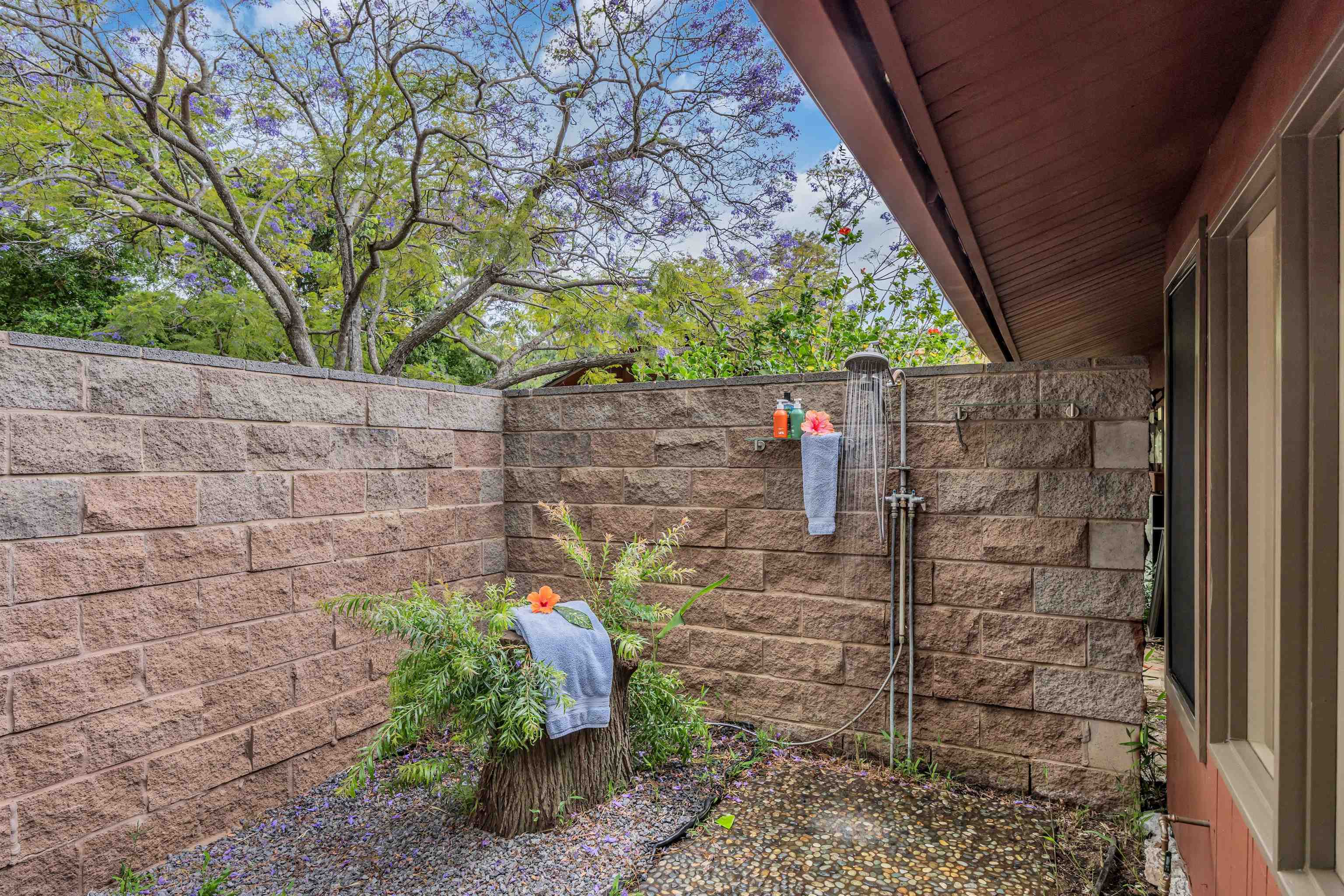 200  Hoopalua Dr Kula 200, Pukalani home - photo 27 of 50