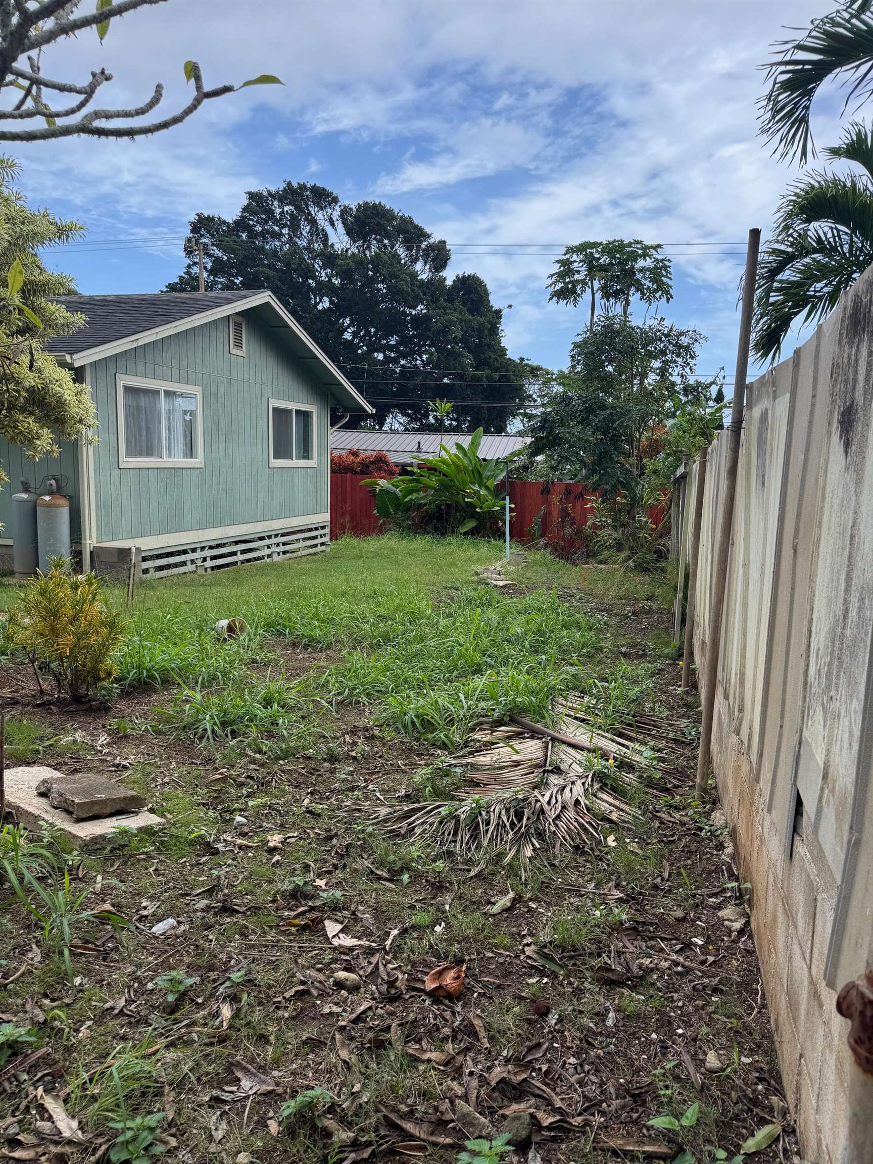 2003  Kahekili Hwy , Wailuku home - photo 15 of 41