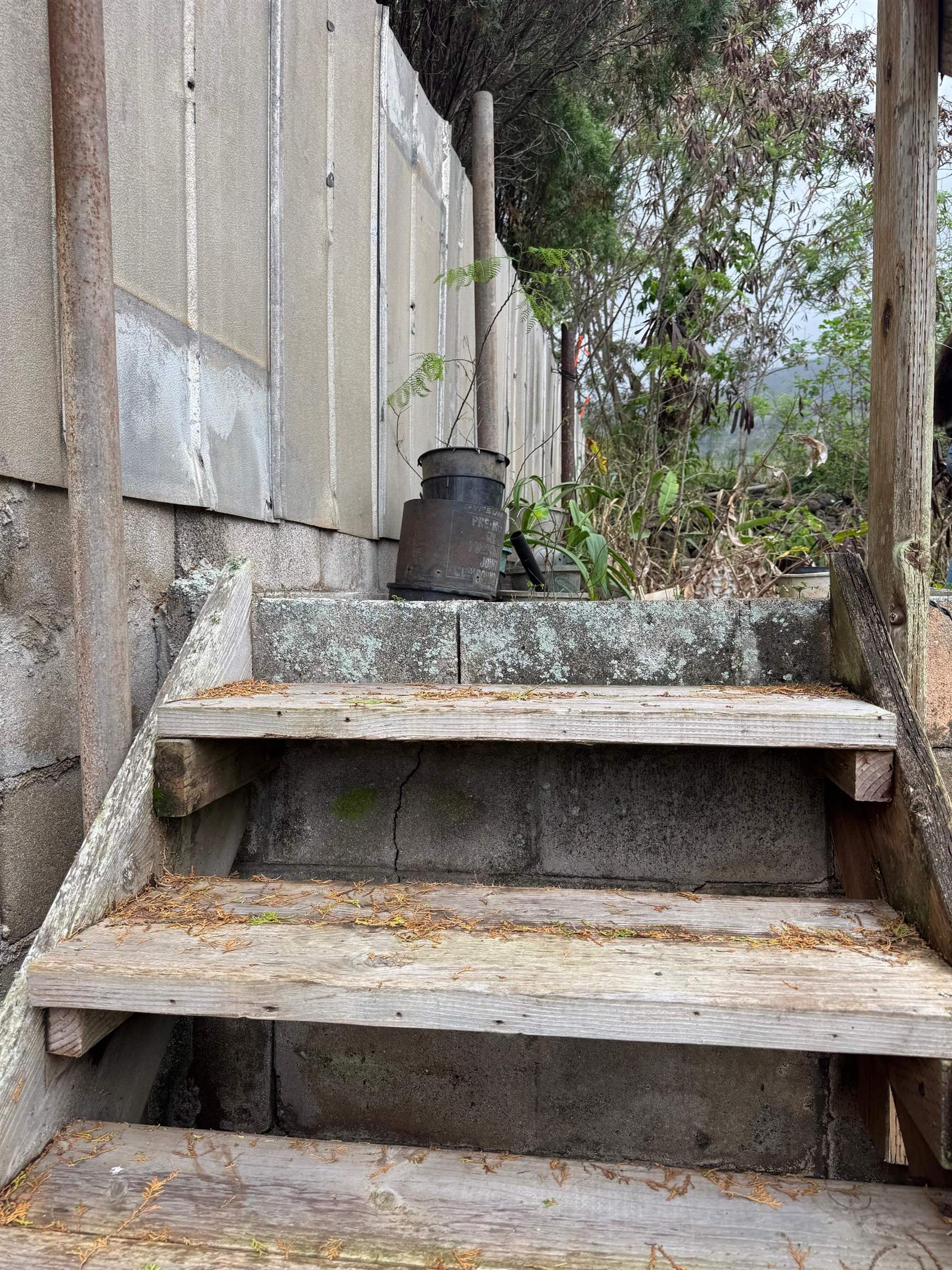 2003  Kahekili Hwy , Wailuku home - photo 41 of 41