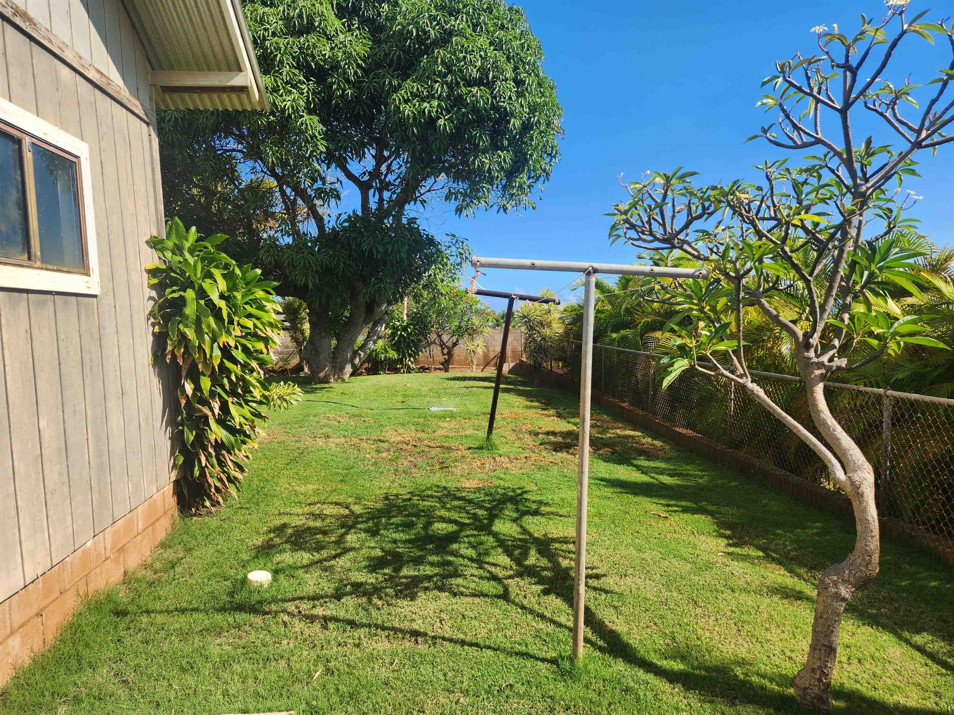 202  Nakoa Dr , Wailuku home - photo 15 of 17