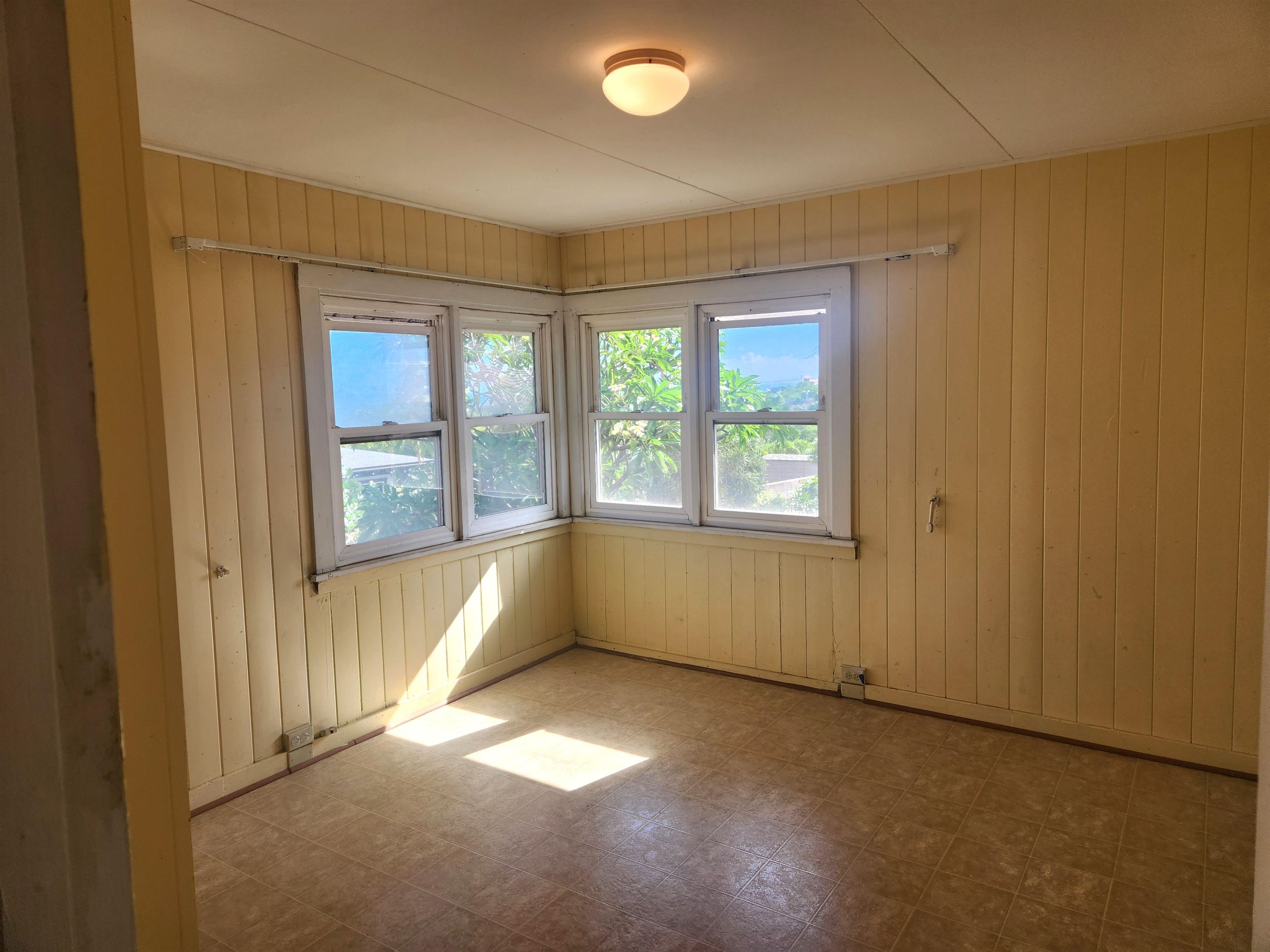 202  Nakoa Dr , Wailuku home - photo 7 of 21