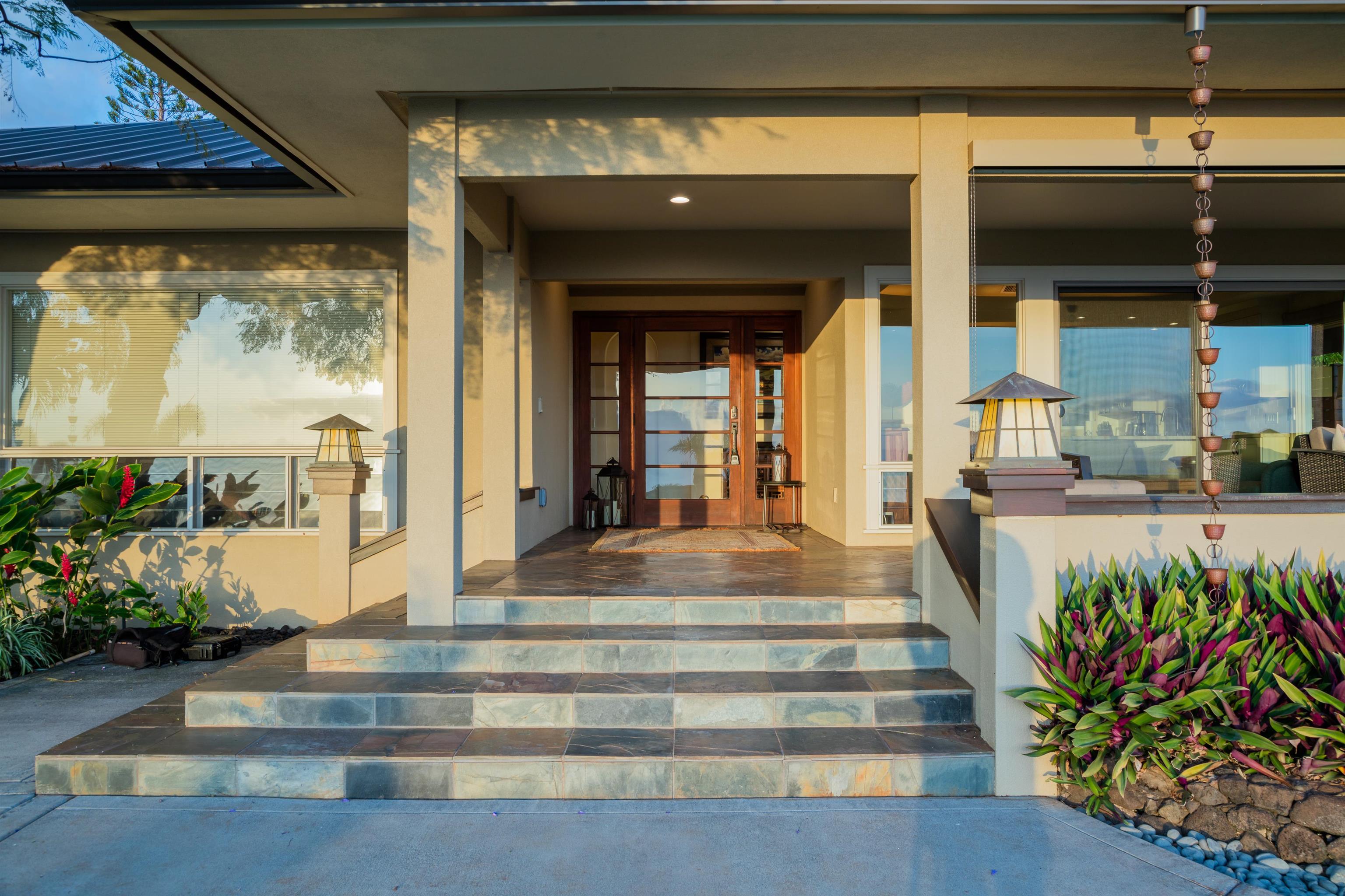 202  Paia Pohaku Pl Launiupoko, Lahaina home - photo 5 of 49