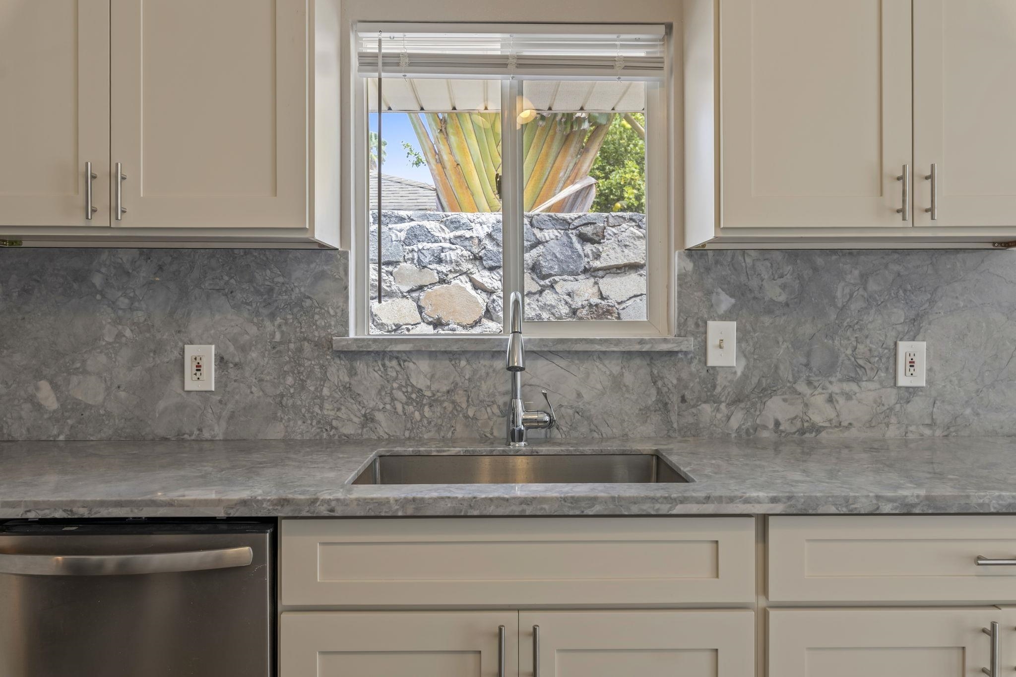 2021  Paulele Pl Kihei, Kihei home - photo 7 of 50