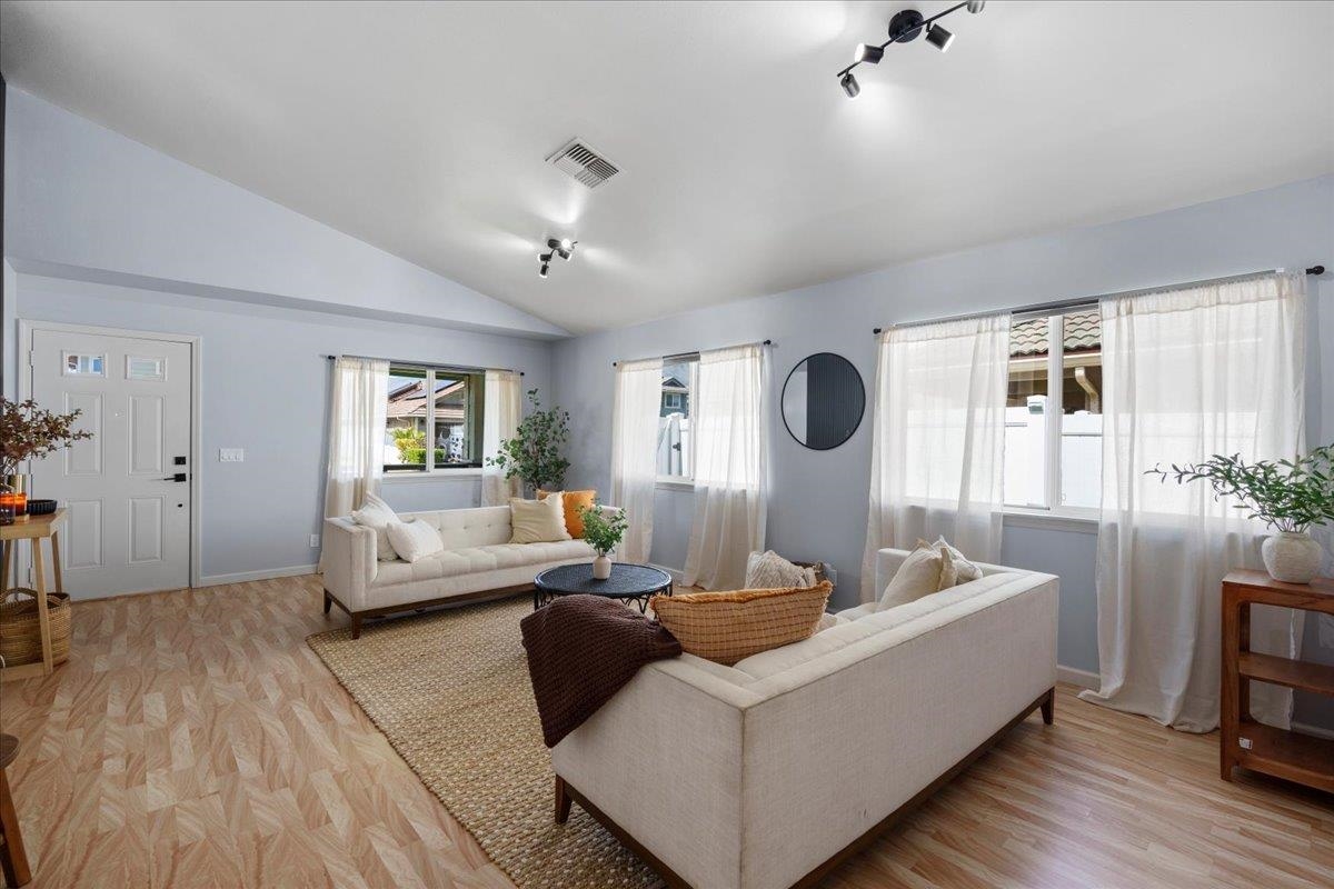 203  Anamuli St , Kahului home - photo 7 of 26