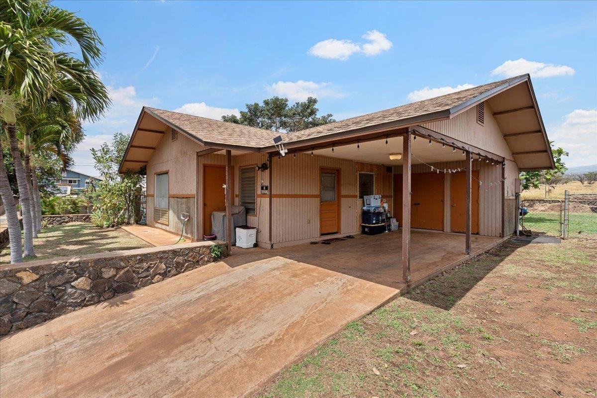 203  Hoalike St , Kihei home - photo 2 of 17