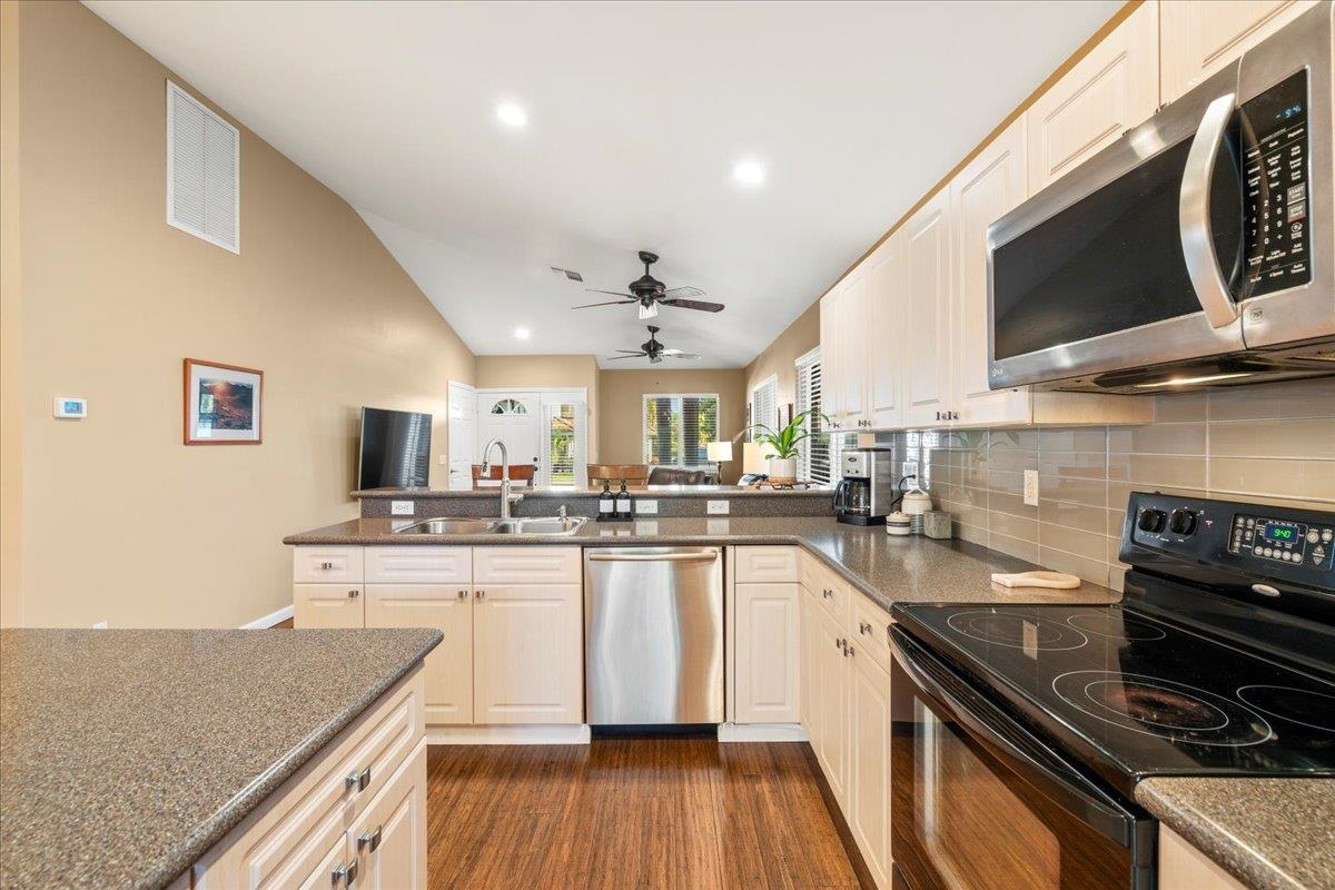 203  Molehulehu Loop Maui Lani, Kahului home - photo 14 of 42