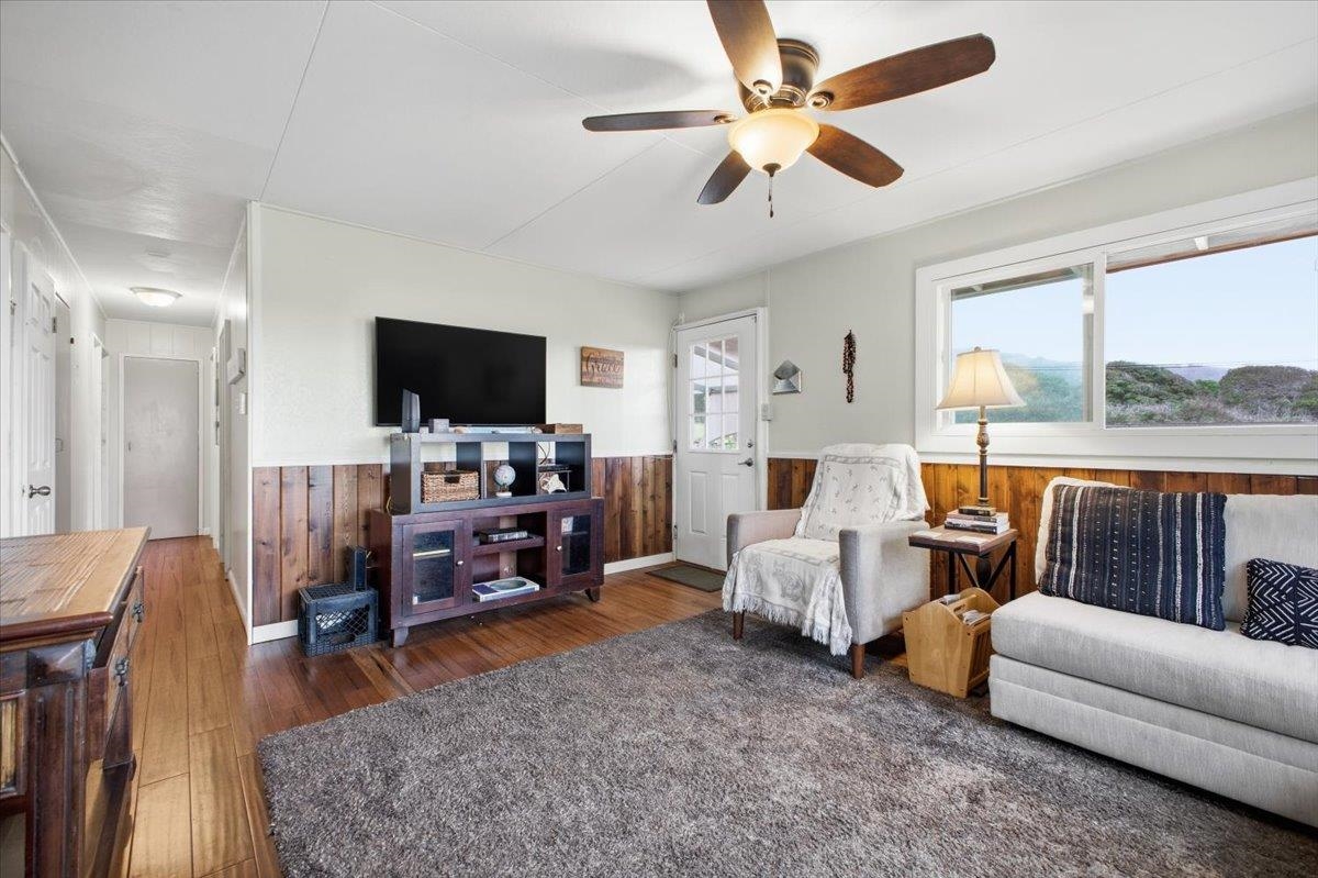 2035  Kahekili Hwy , Wailuku home - photo 3 of 29