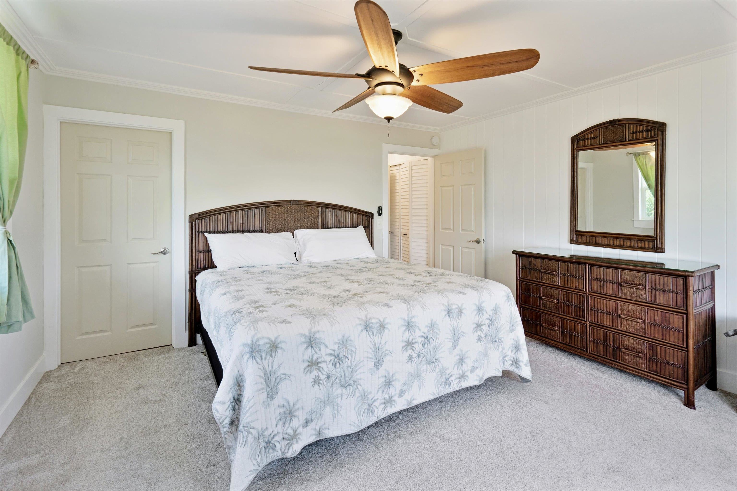 2038  Kahekili Hwy , Wailuku home - photo 18 of 48