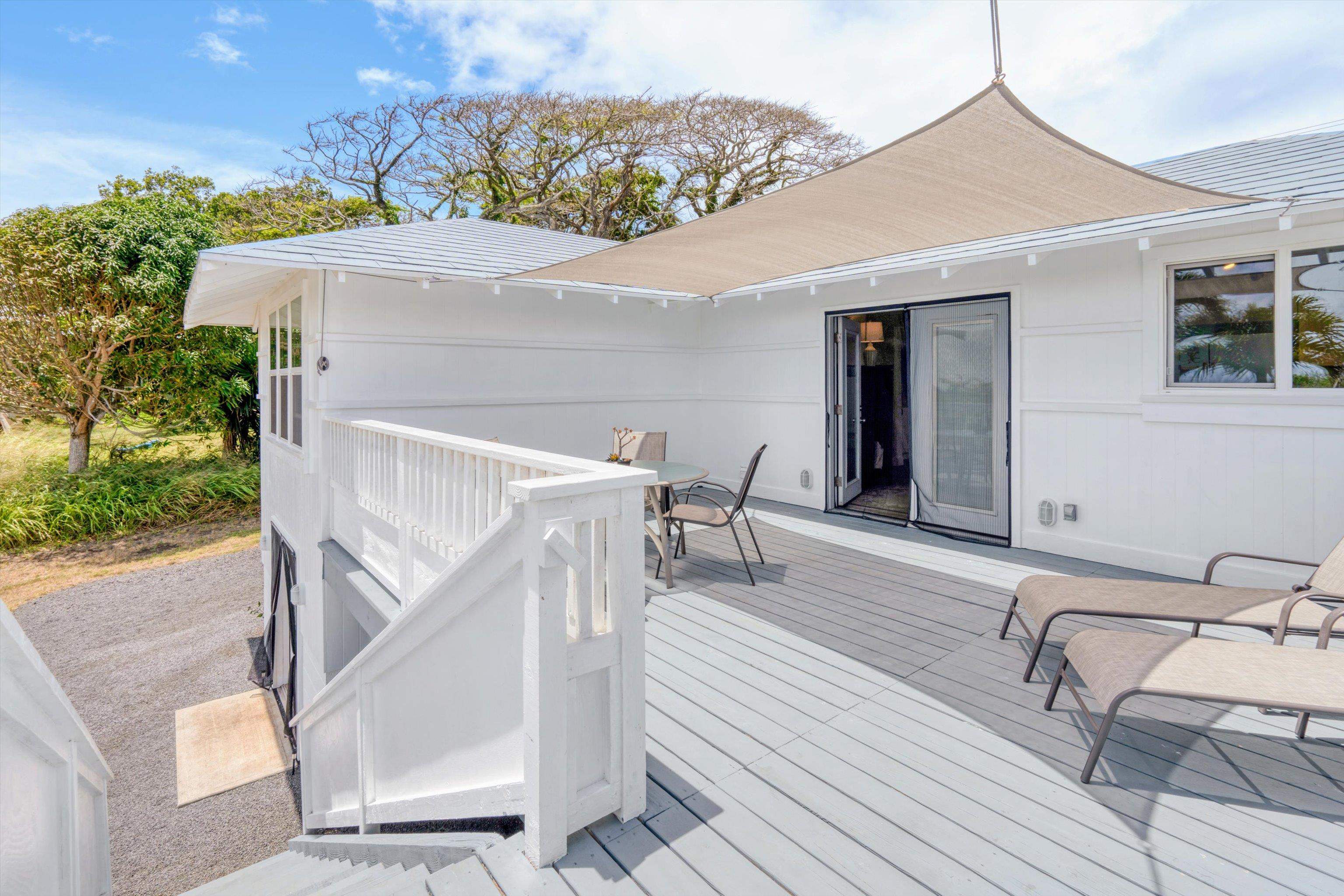 2038  Kahekili Hwy , Wailuku home - photo 23 of 48