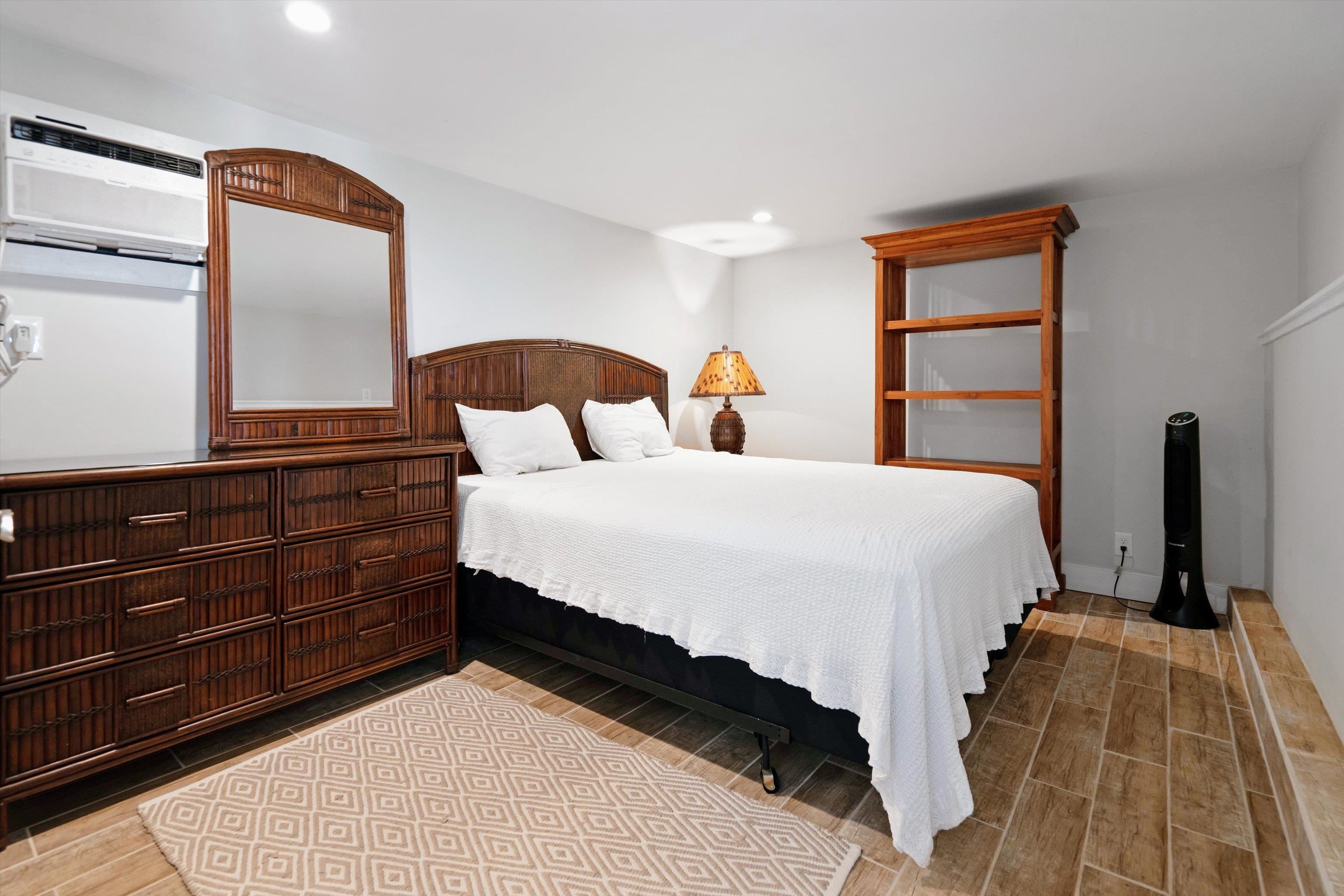 2038  Kahekili Hwy , Wailuku home - photo 30 of 48