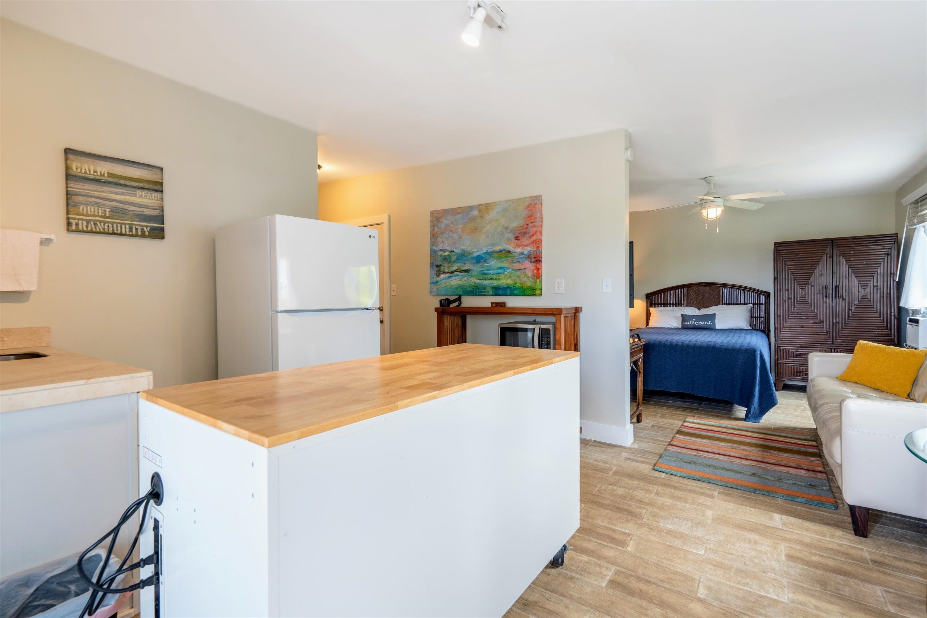 2038  Kahekili Hwy , Wailuku home - photo 34 of 48