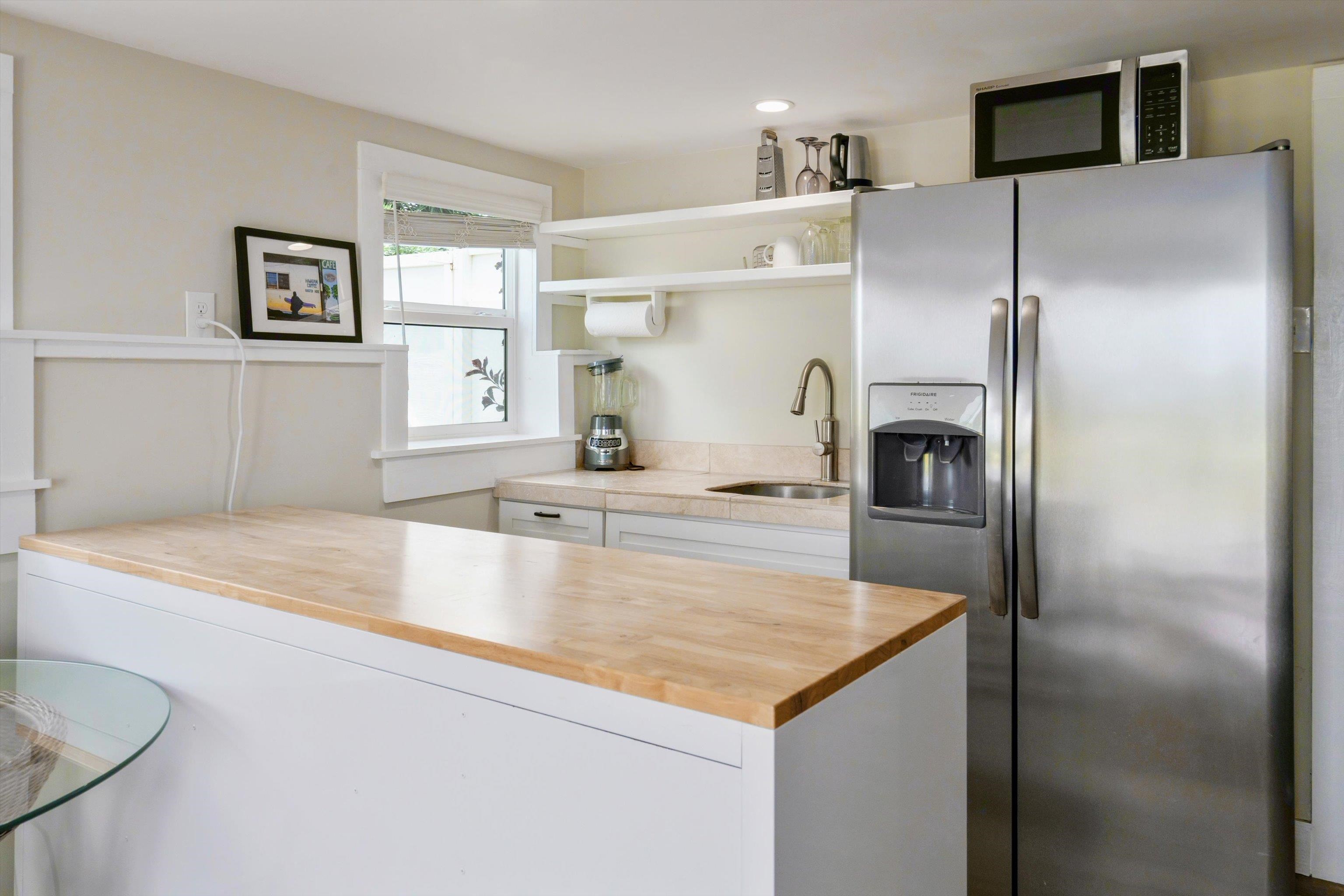 2038  Kahekili Hwy , Wailuku home - photo 35 of 48