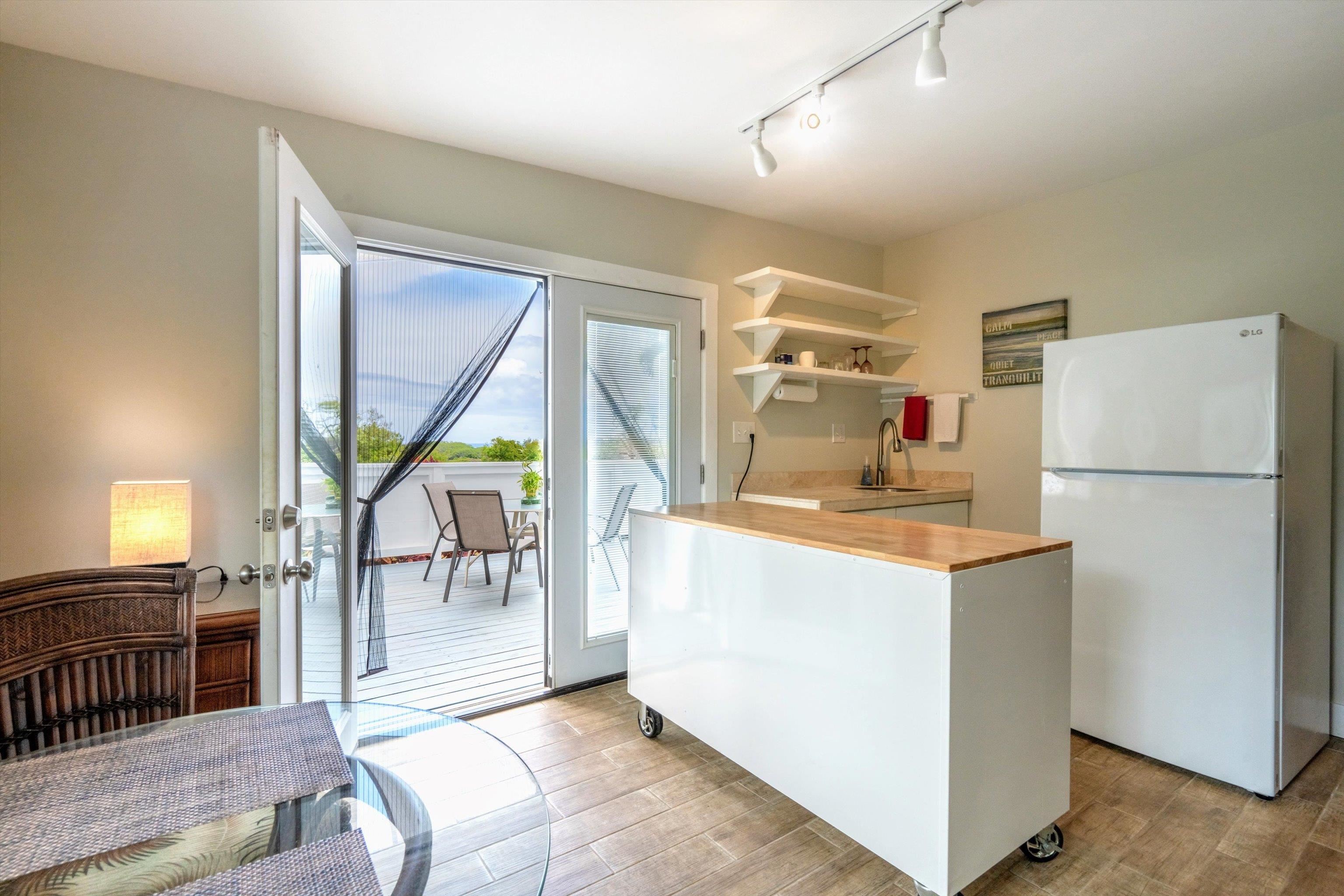 2038  Kahekili Hwy , Wailuku home - photo 36 of 48