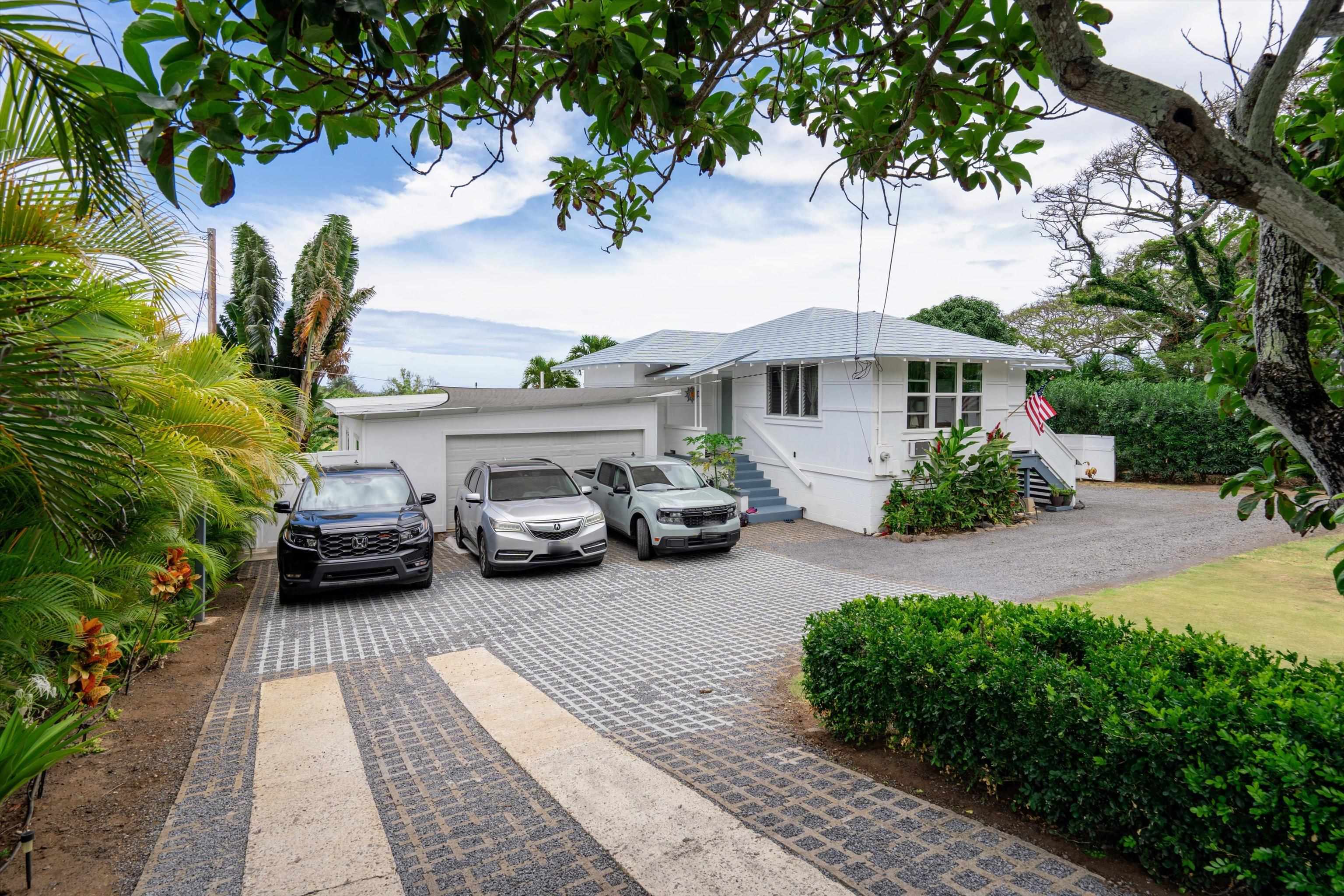 2038  Kahekili Hwy , Wailuku home - photo 45 of 48