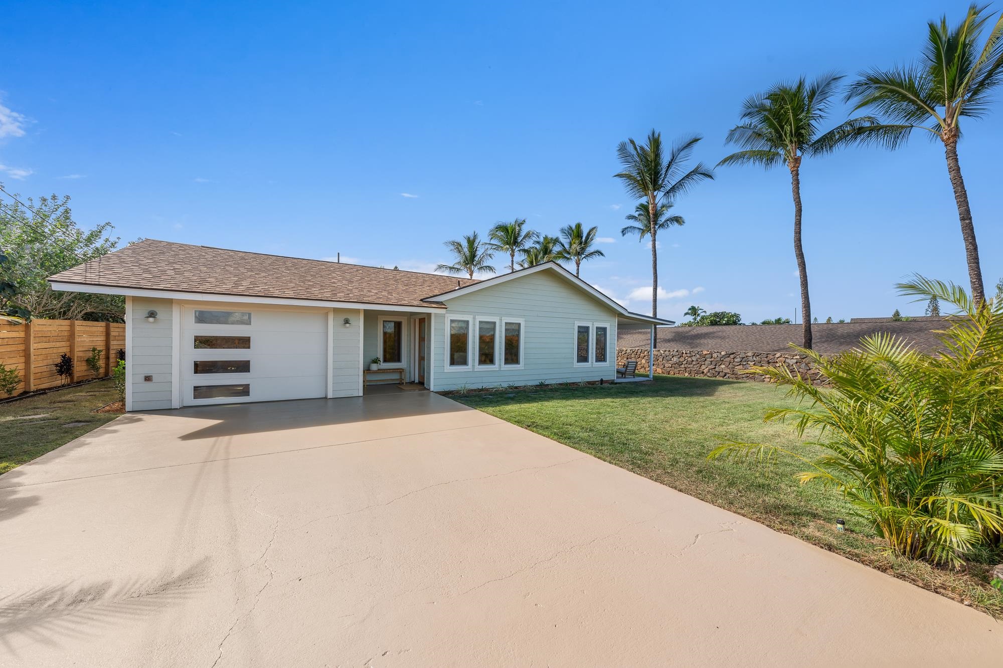 2040  Kanakanui Rd , Kihei home - photo 34 of 37