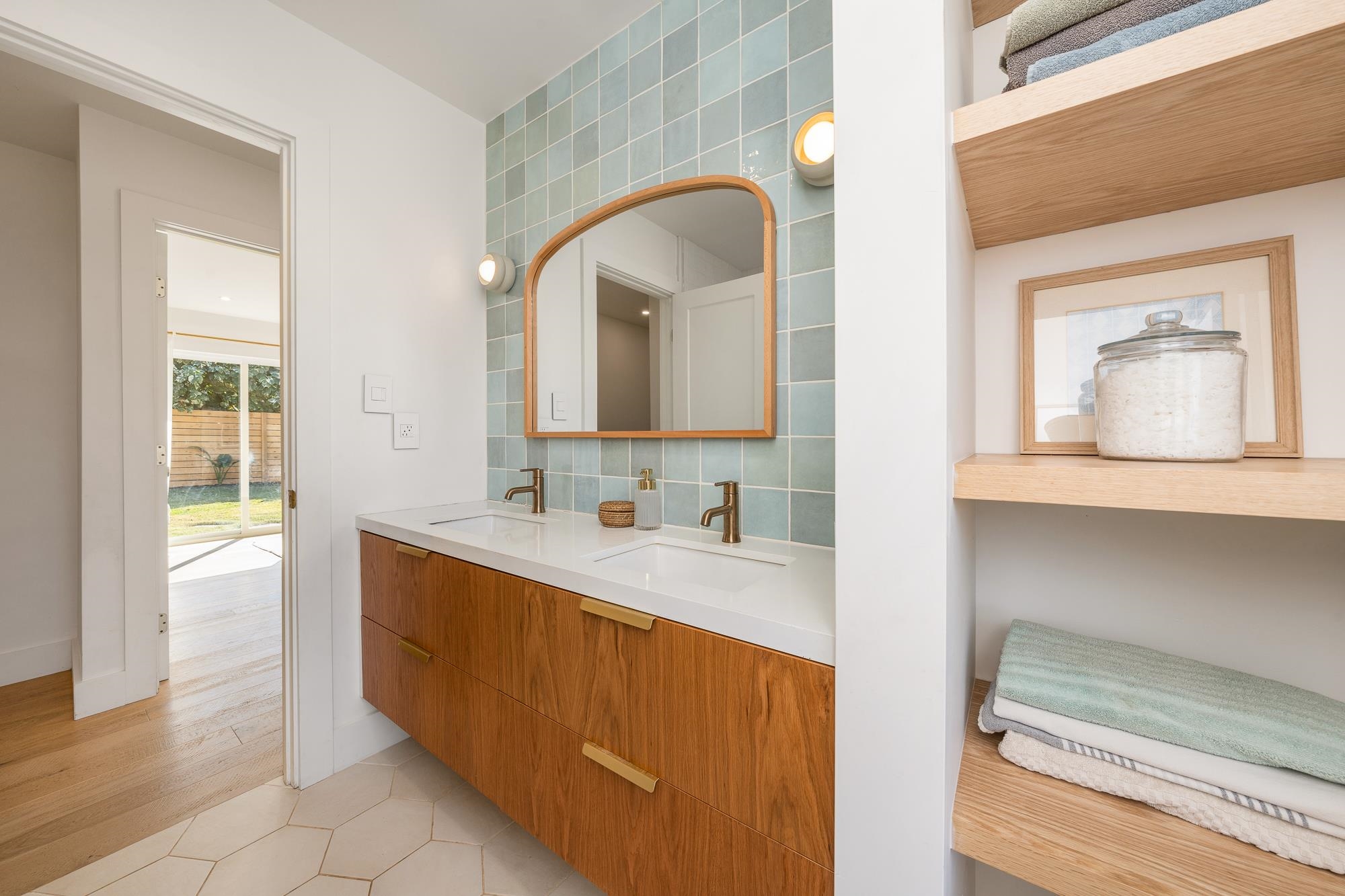 2040  Kanakanui Rd , Kihei home - photo 18 of 30