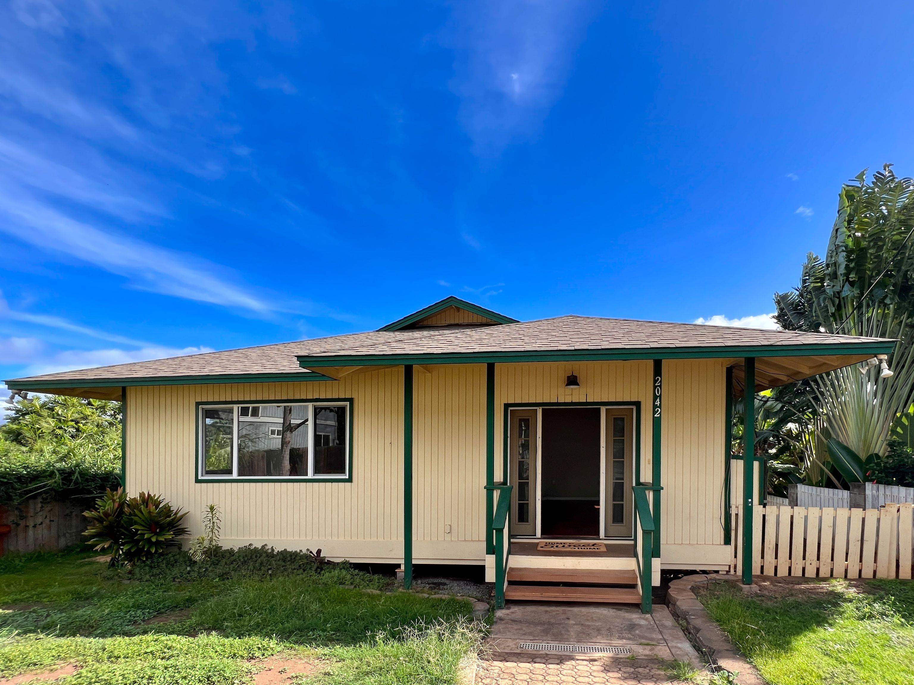 2042  Kahekili Hwy , Wailuku home - photo 18 of 28