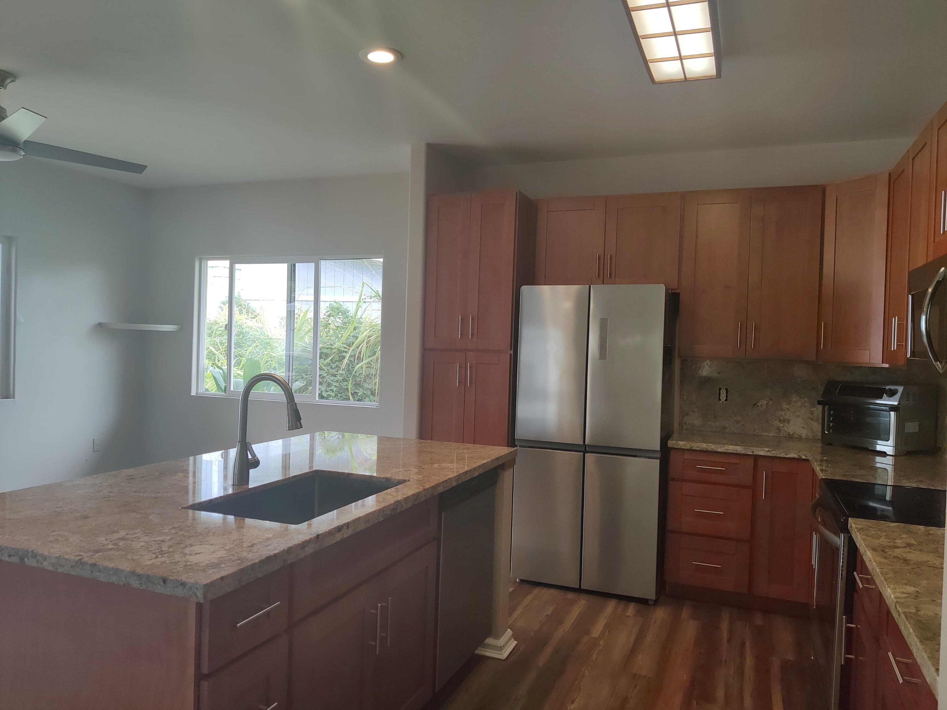 2042  Kahekili Hwy , Wailuku home - photo 4 of 28