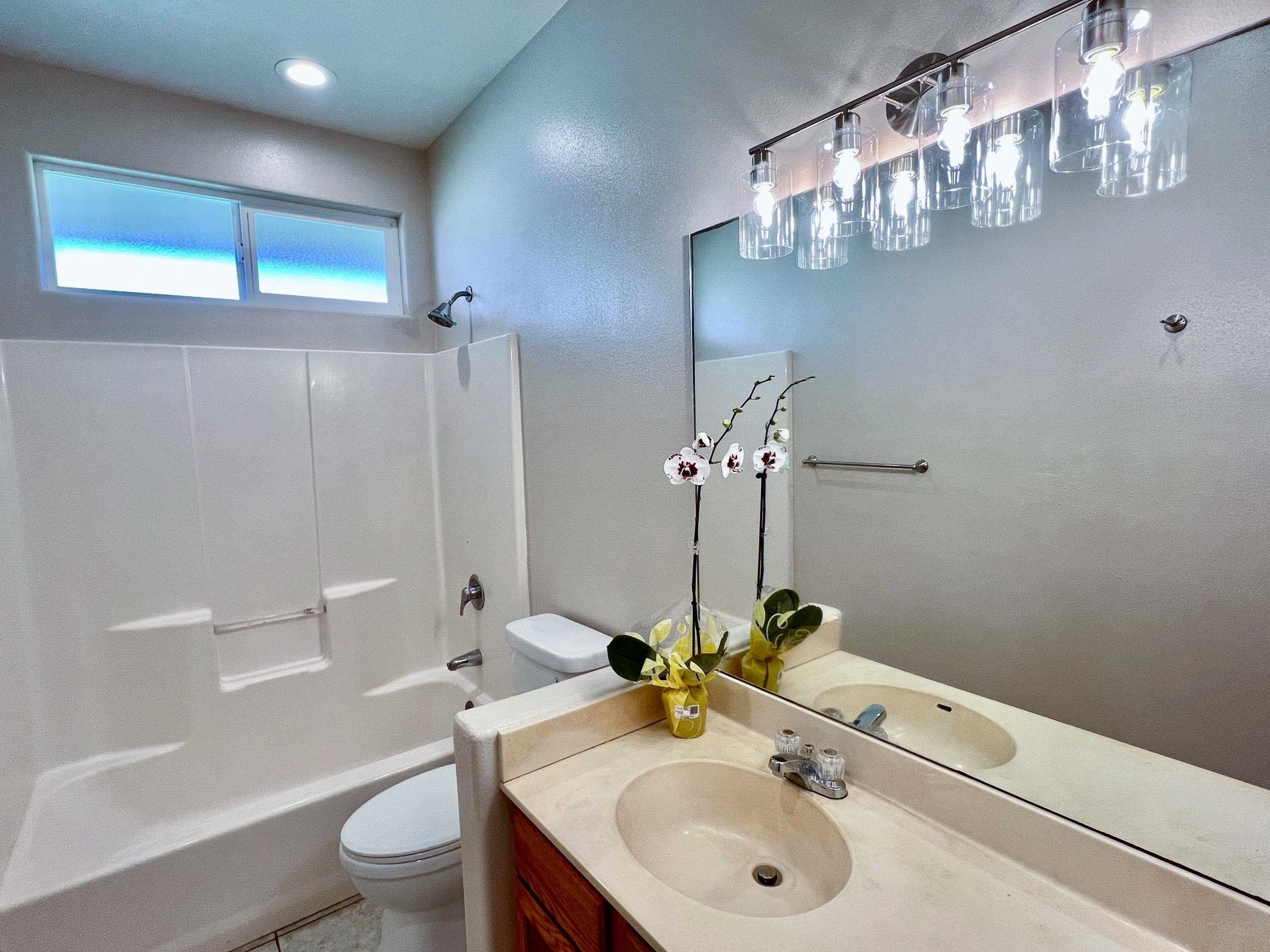 2042  Kahekili Hwy , Wailuku home - photo 10 of 28