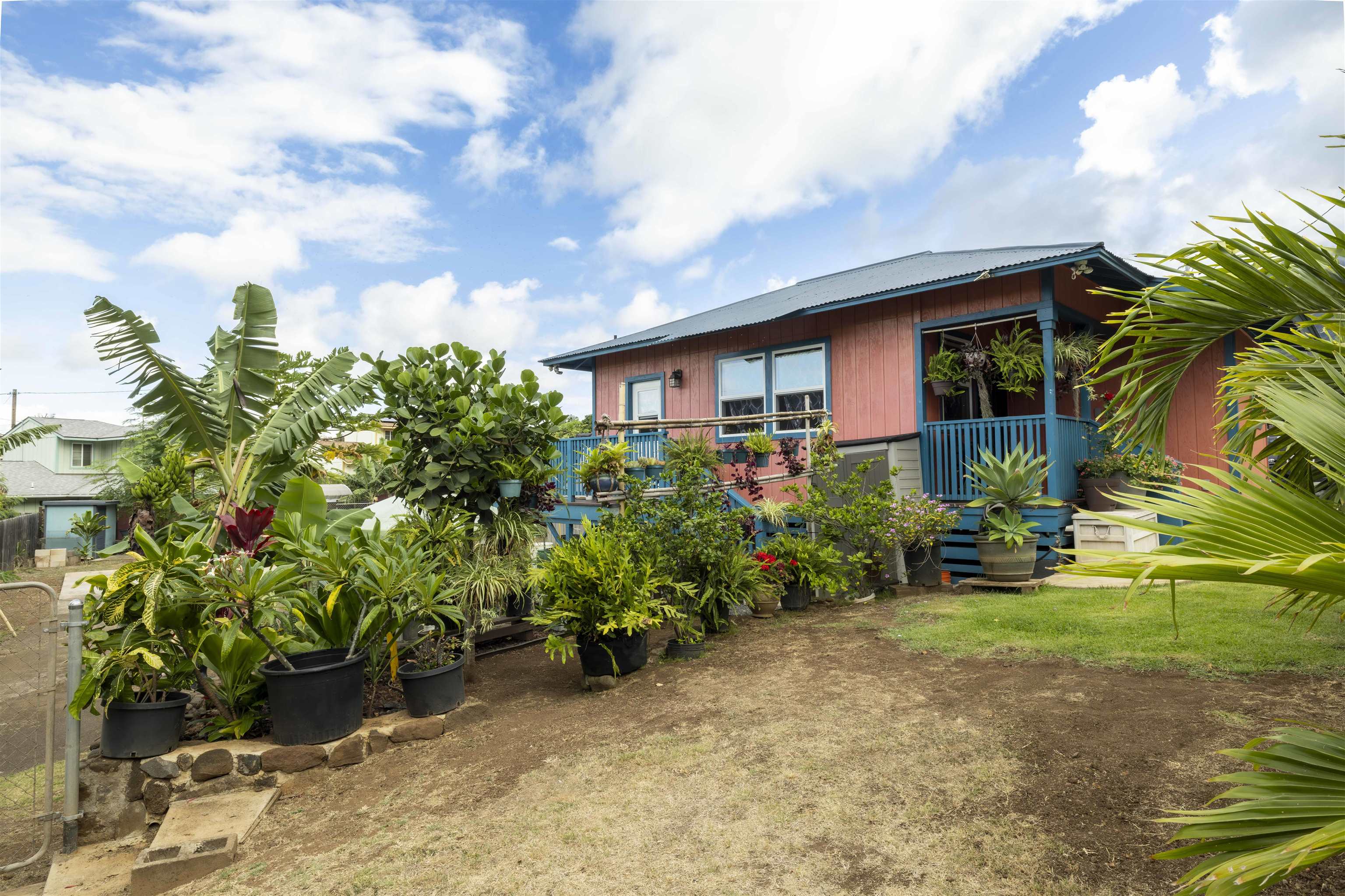 2047  Mokuhau Rd , Wailuku home - photo 29 of 34