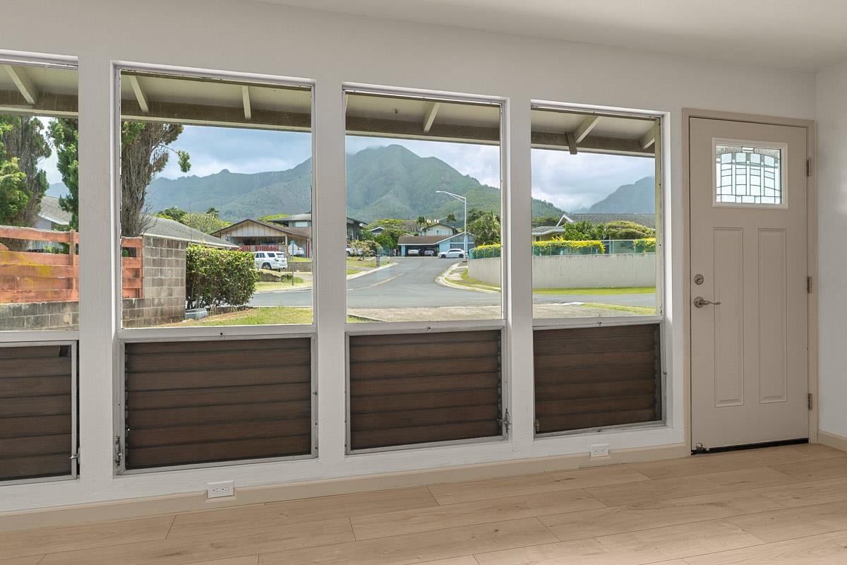 2048  Kolo Pl , Wailuku home - photo 3 of 28