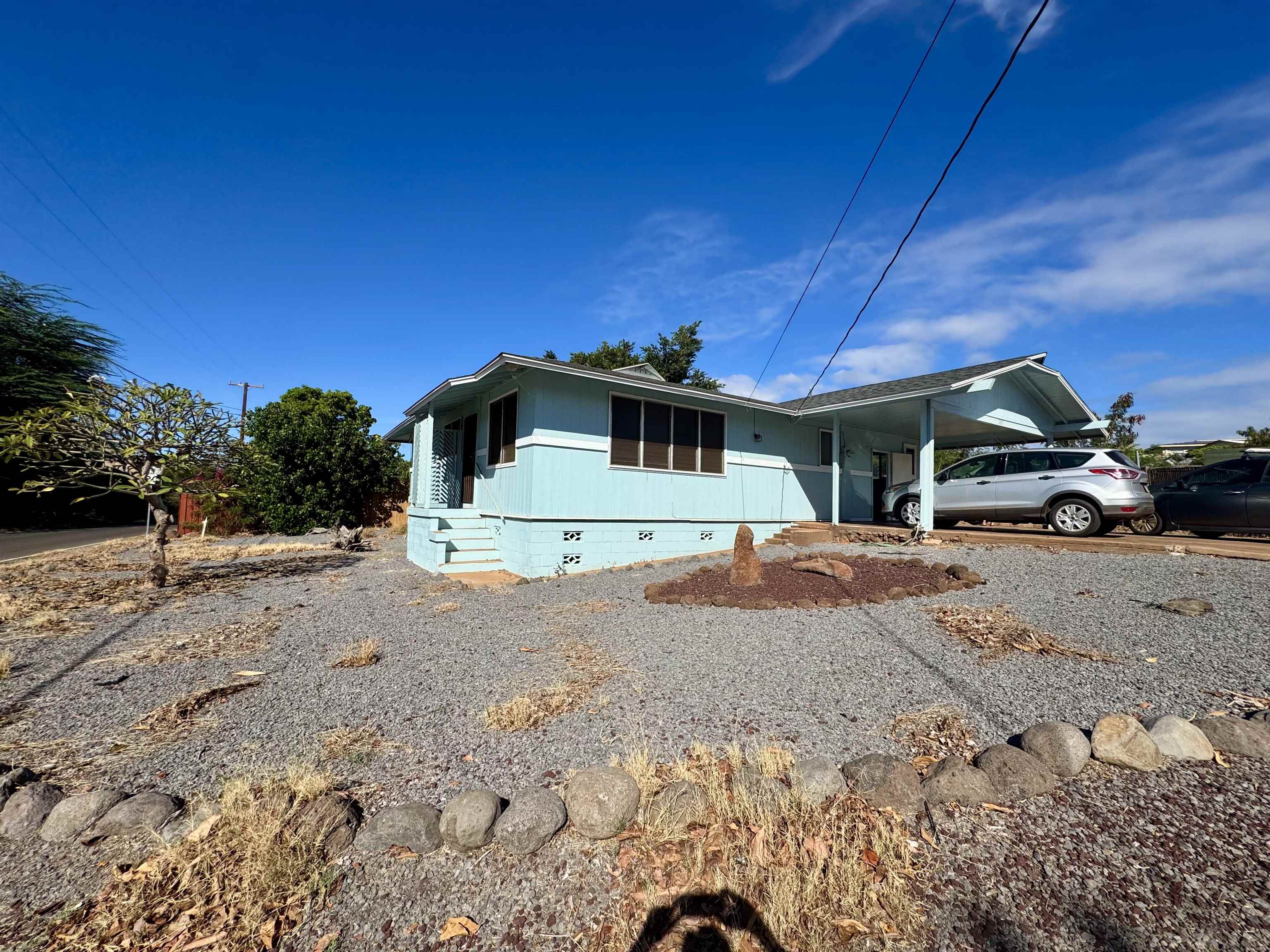 205  Ala Malama Ave , Molokai home - photo 5 of 23