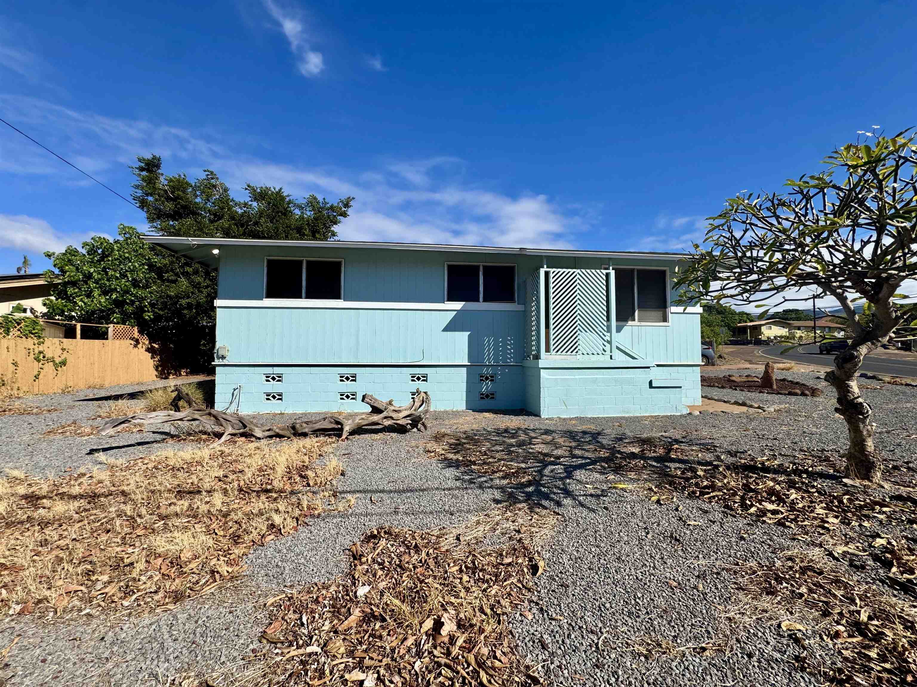205  Ala Malama Ave , Molokai home - photo 6 of 23