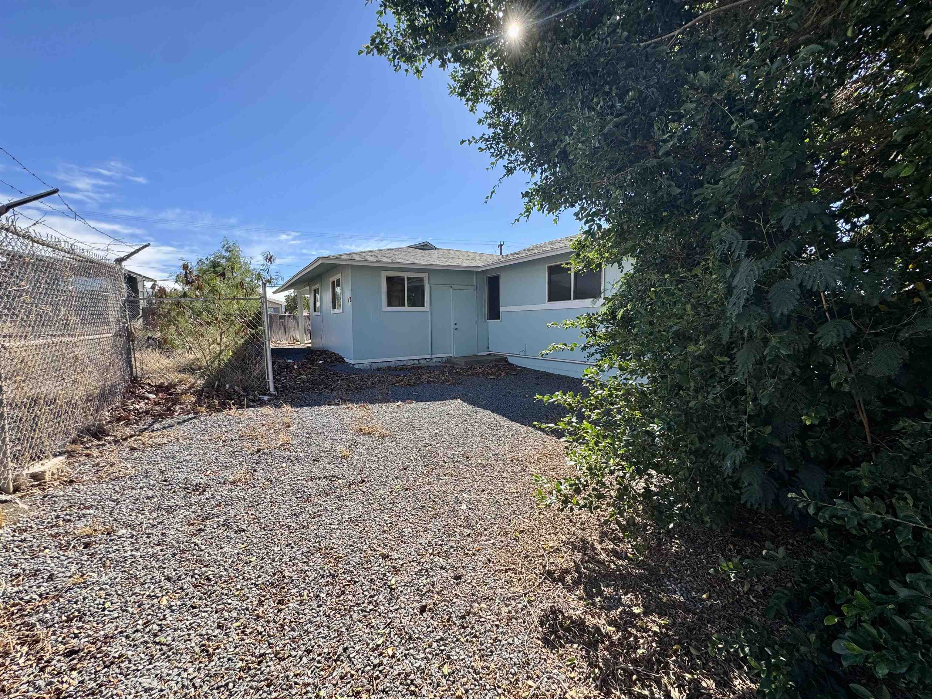 205  Ala Malama Ave , Molokai home - photo 9 of 23