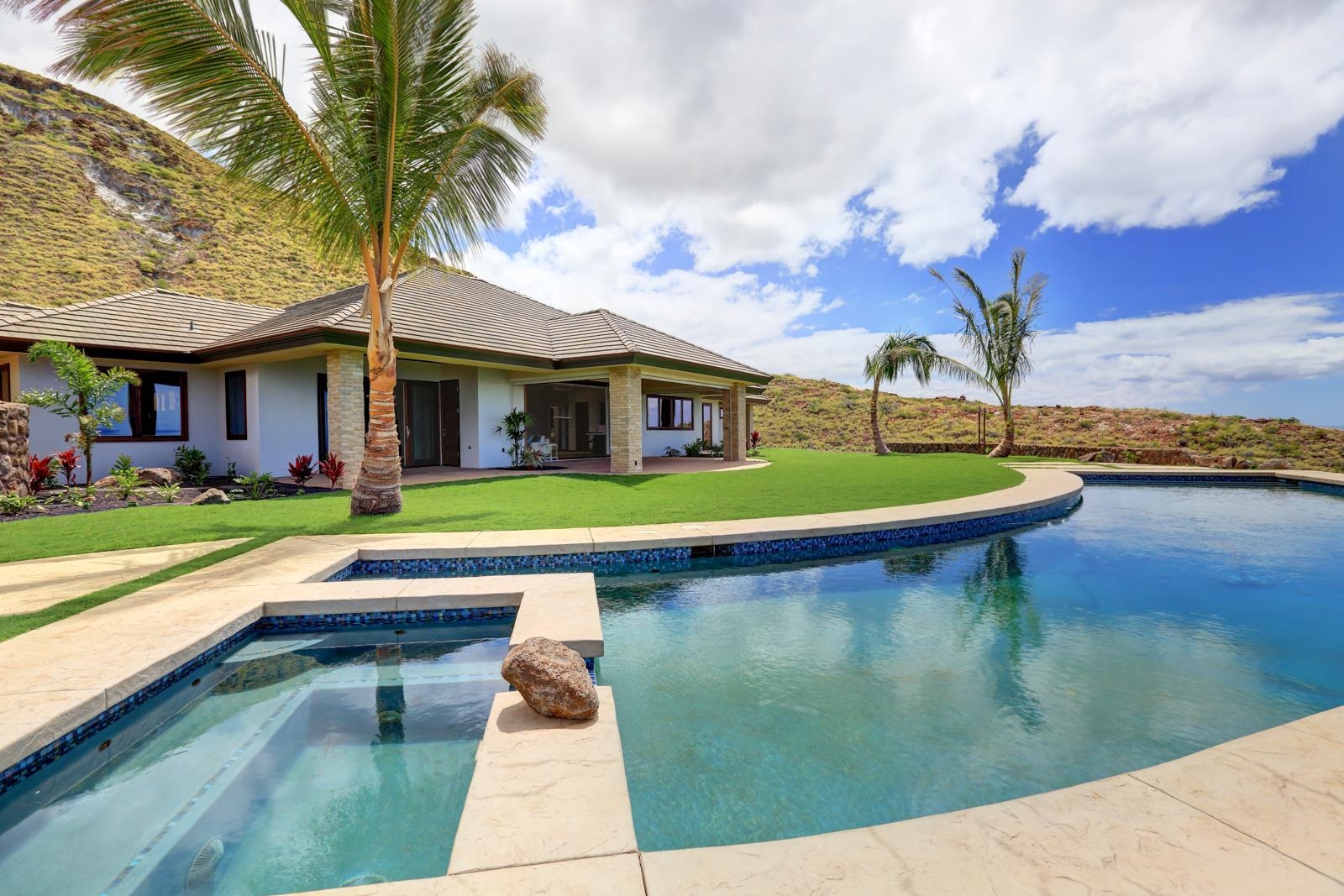 205  Pua Niu Way Launiupoko, Lahaina home - photo 17 of 48